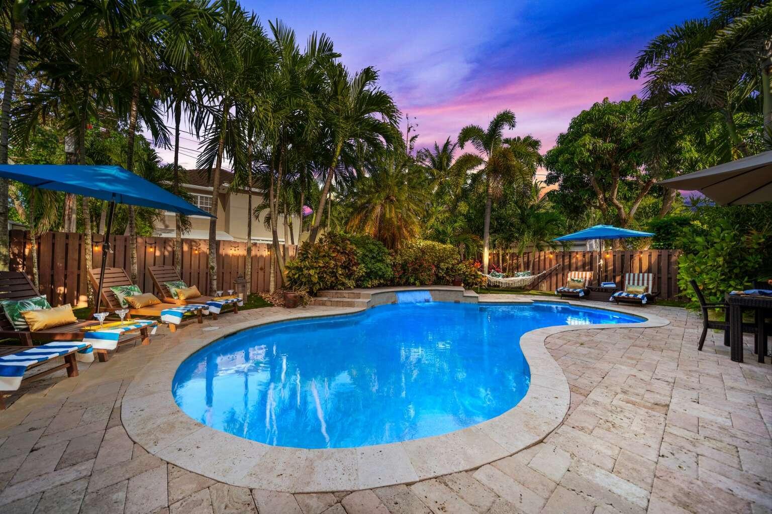 512 NE 12th Fort Lauderdale, FL 33301