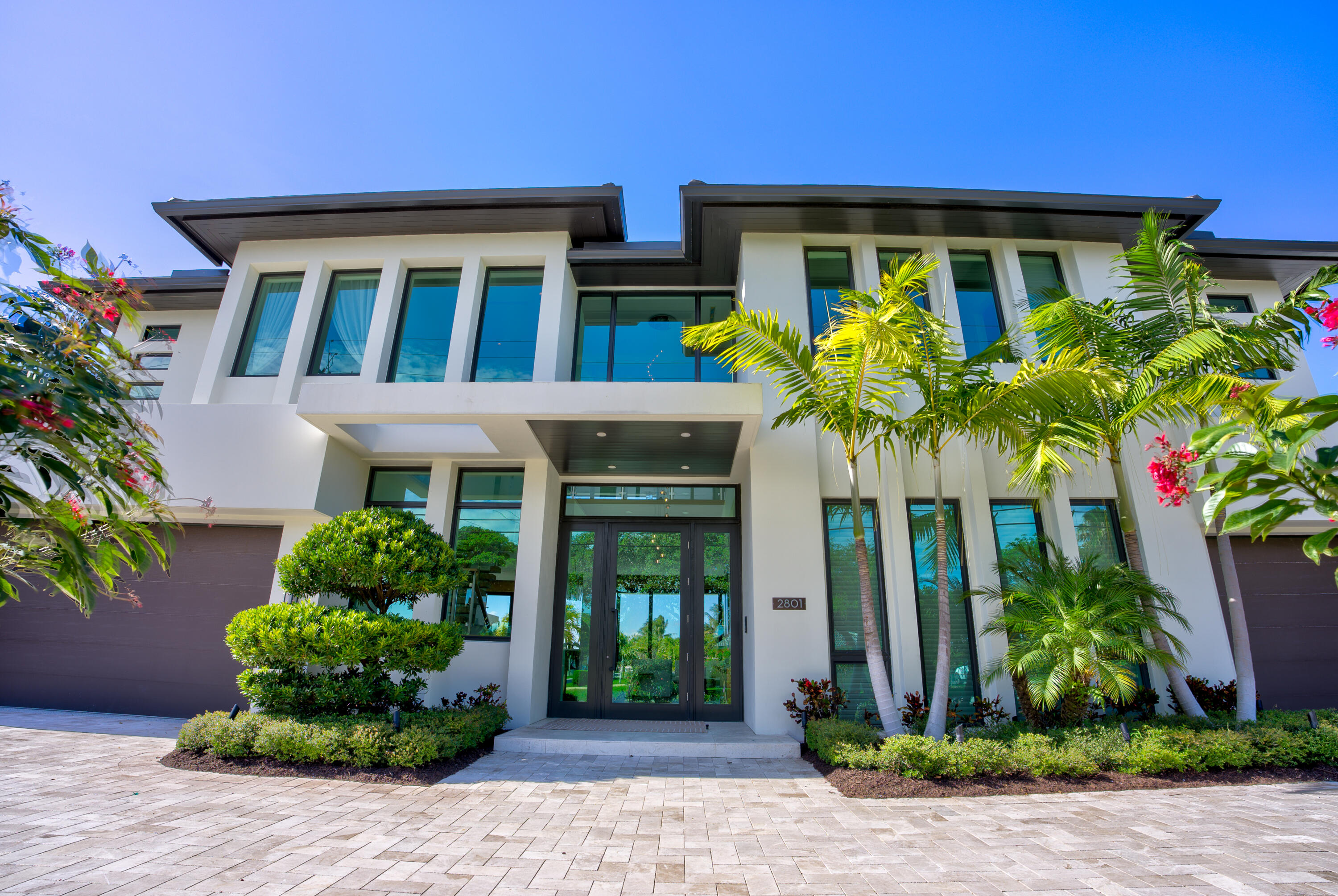 2801 NE 36th Lighthouse Point, FL 33064