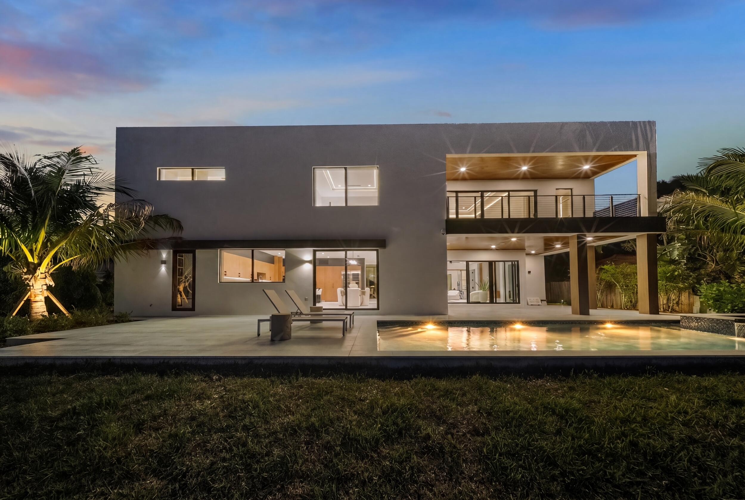 2360 NE 49th Lighthouse Point, FL 33064