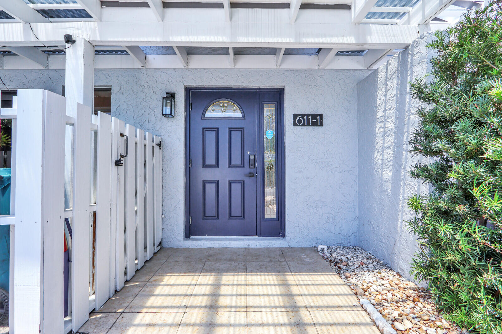 611 NE 12th #1