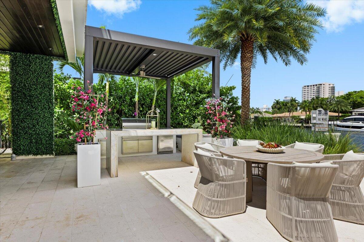 70 Isla Bahia Fort Lauderdale, FL 33316