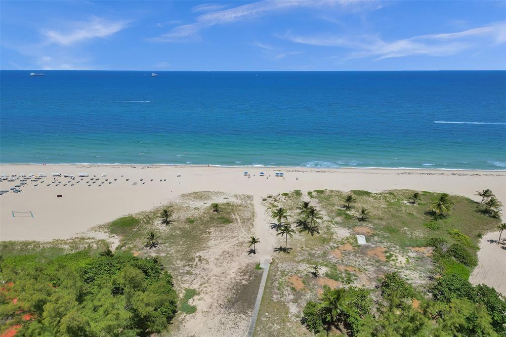 70 Isla Bahia Fort Lauderdale, FL 33316