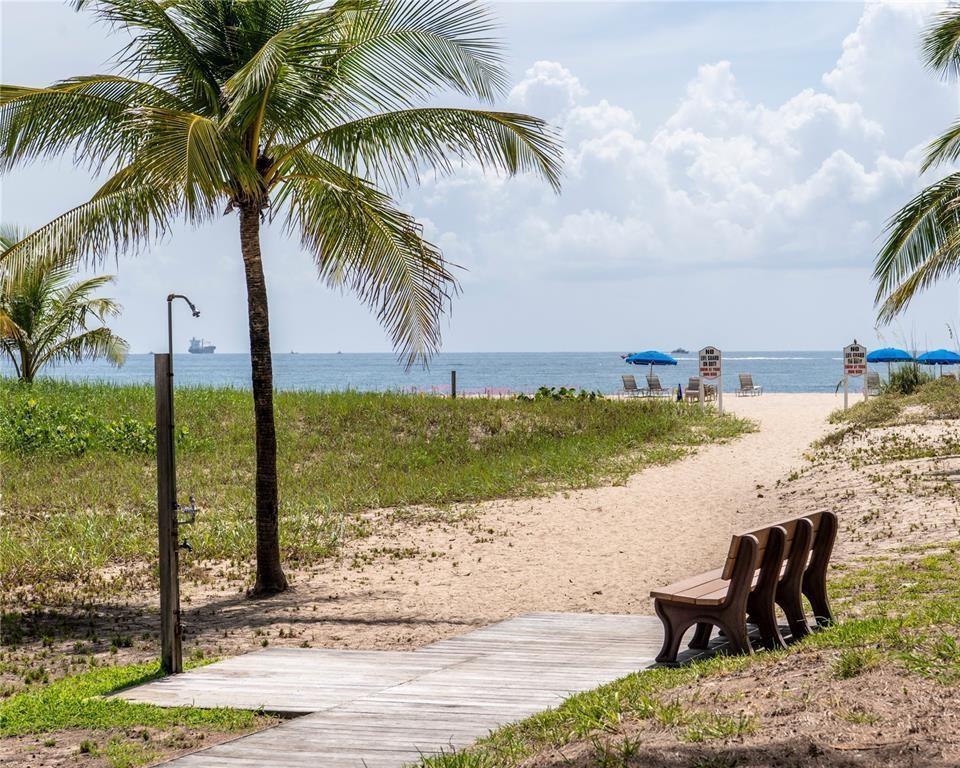 70 Isla Bahia Fort Lauderdale, FL 33316