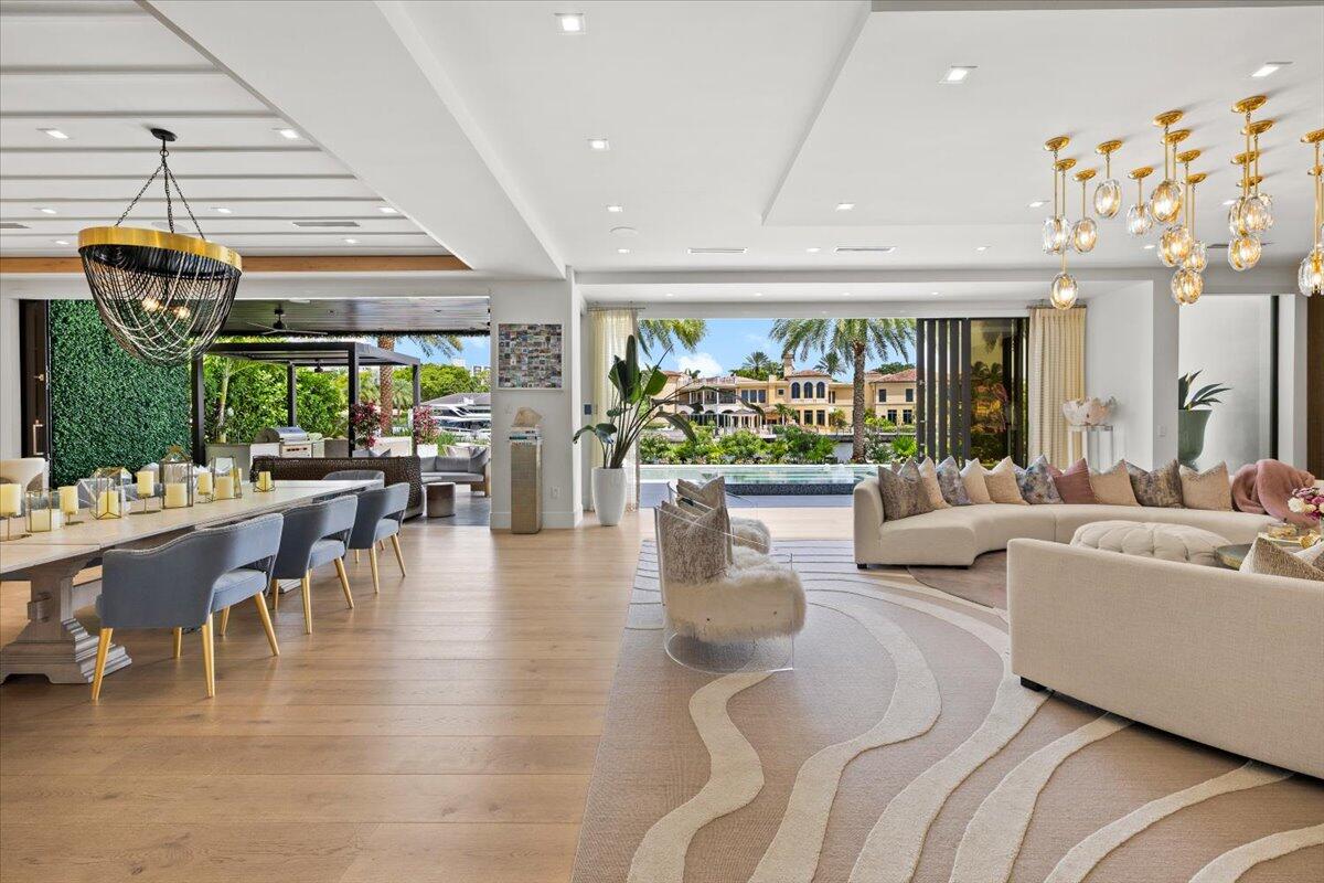 70 Isla Bahia Fort Lauderdale, FL 33316