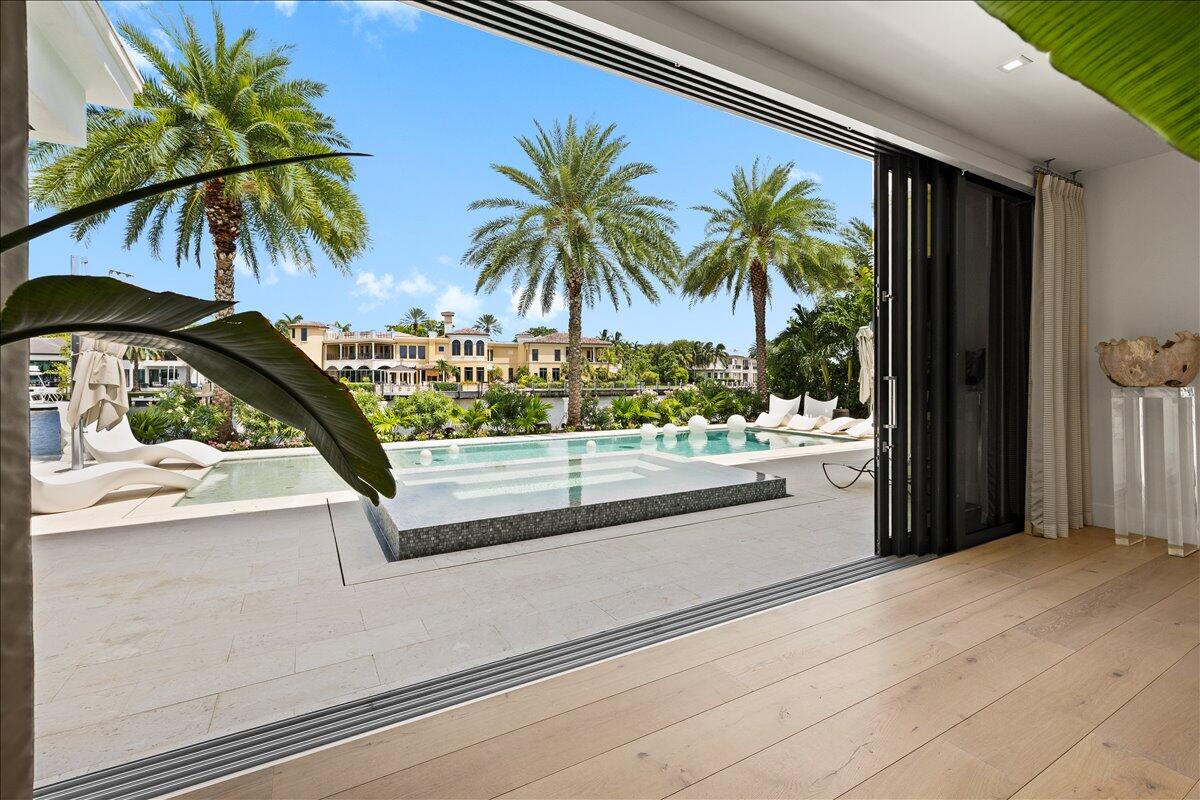 70 Isla Bahia Fort Lauderdale, FL 33316