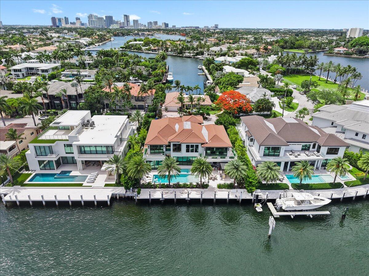 70 Isla Bahia Fort Lauderdale, FL 33316