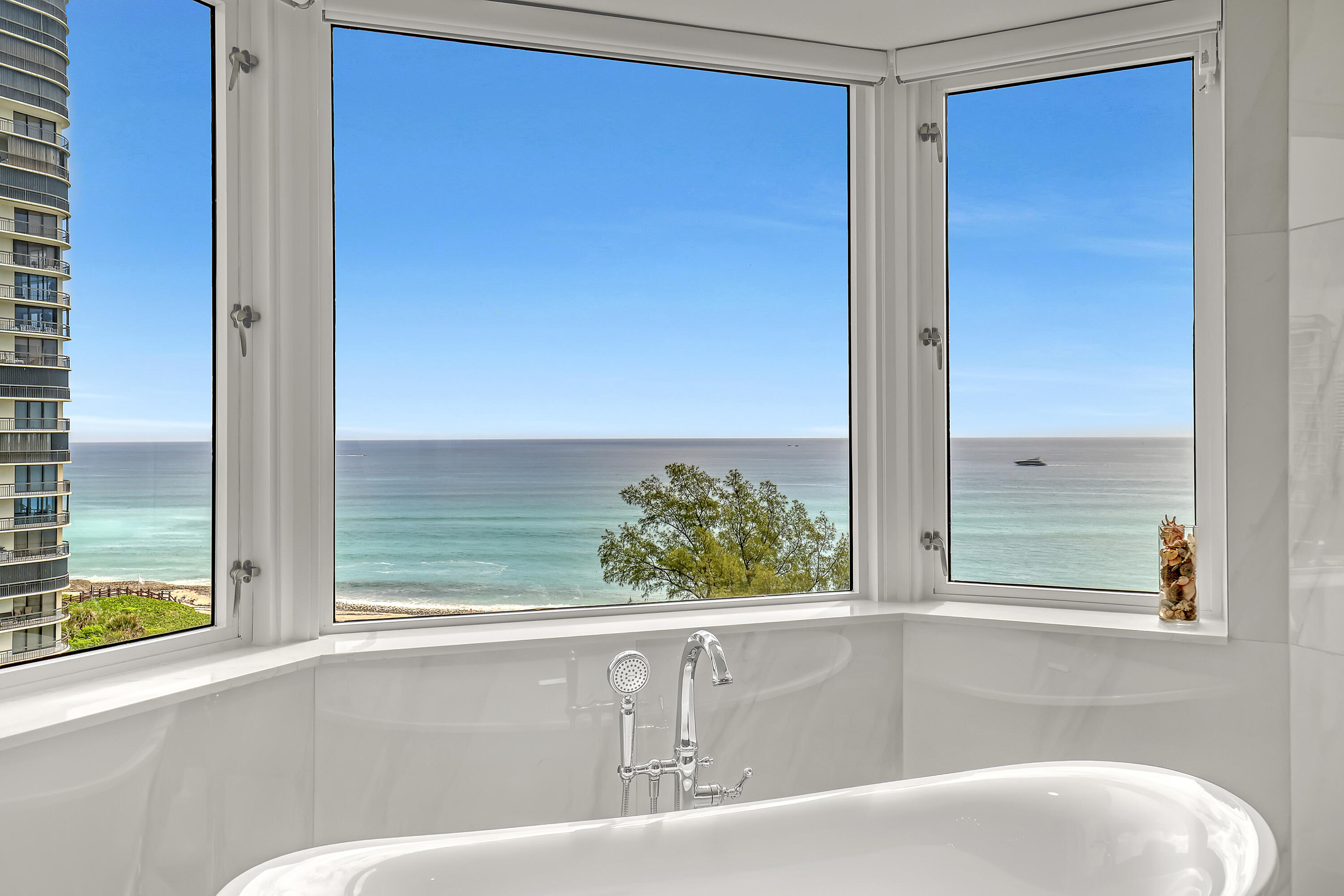 3920 N Ocean #9b Singer Island, FL 33404