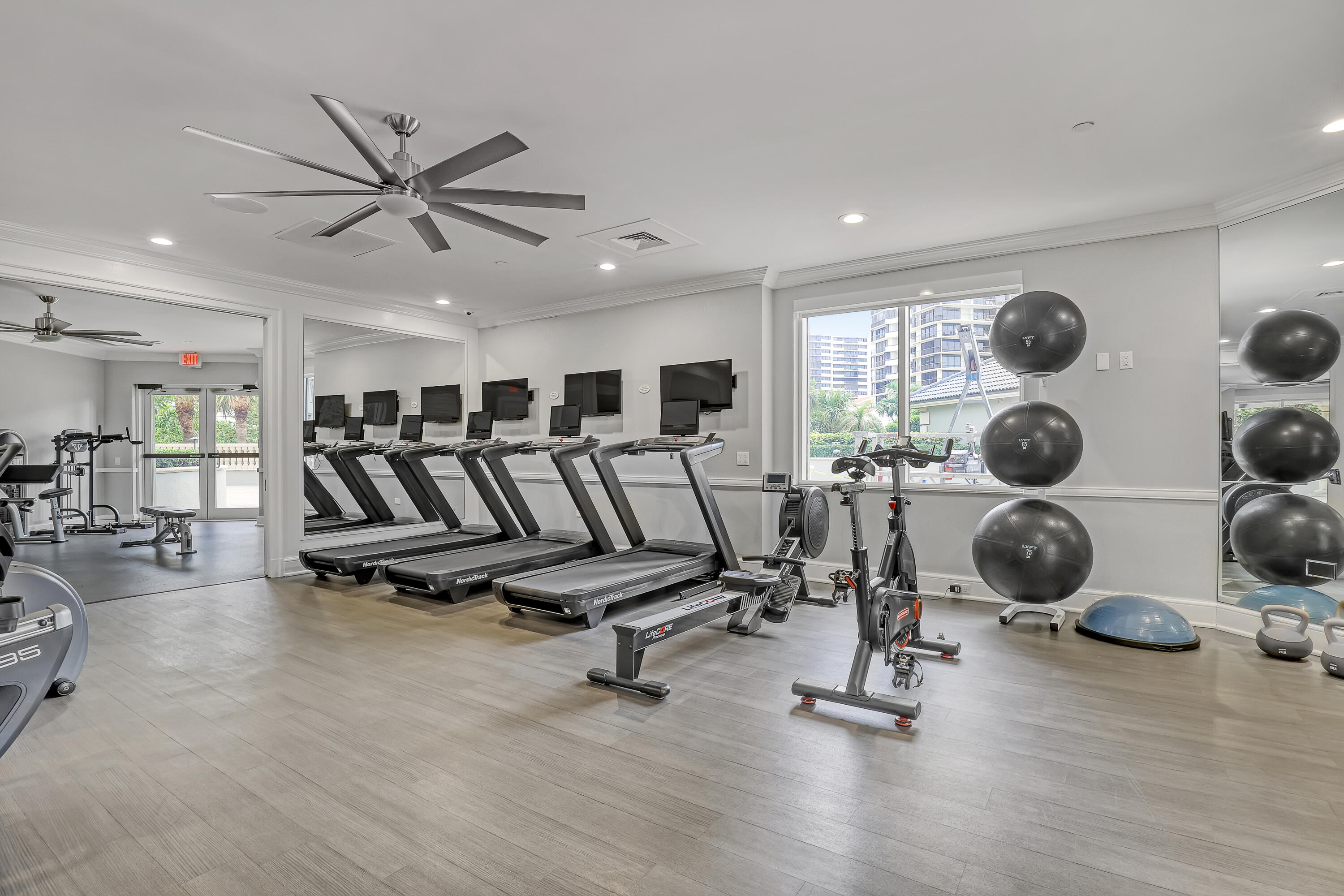 3920 N Ocean #9b Singer Island, FL 33404