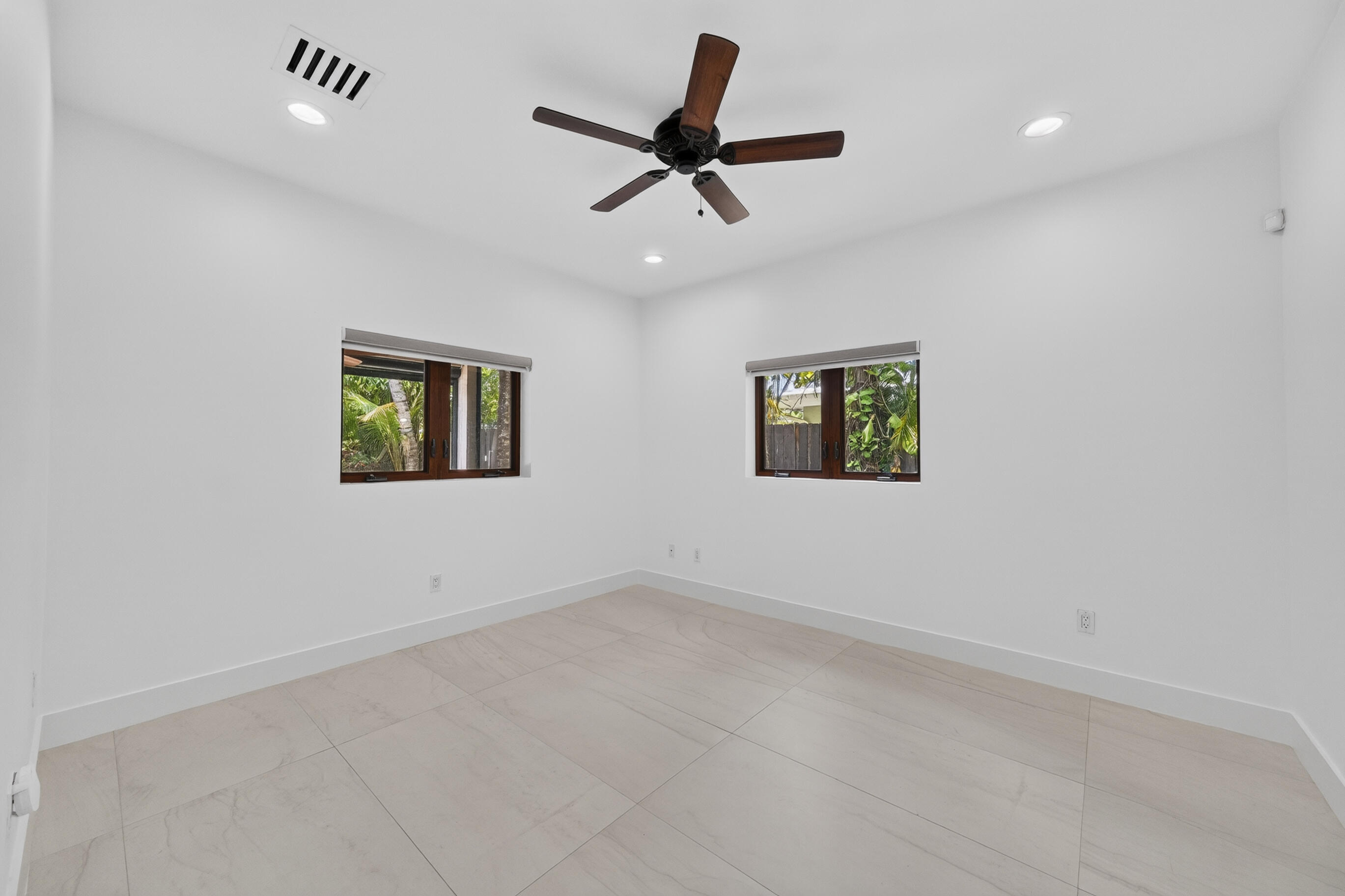 2719 NE 19th Fort Lauderdale, FL 33305