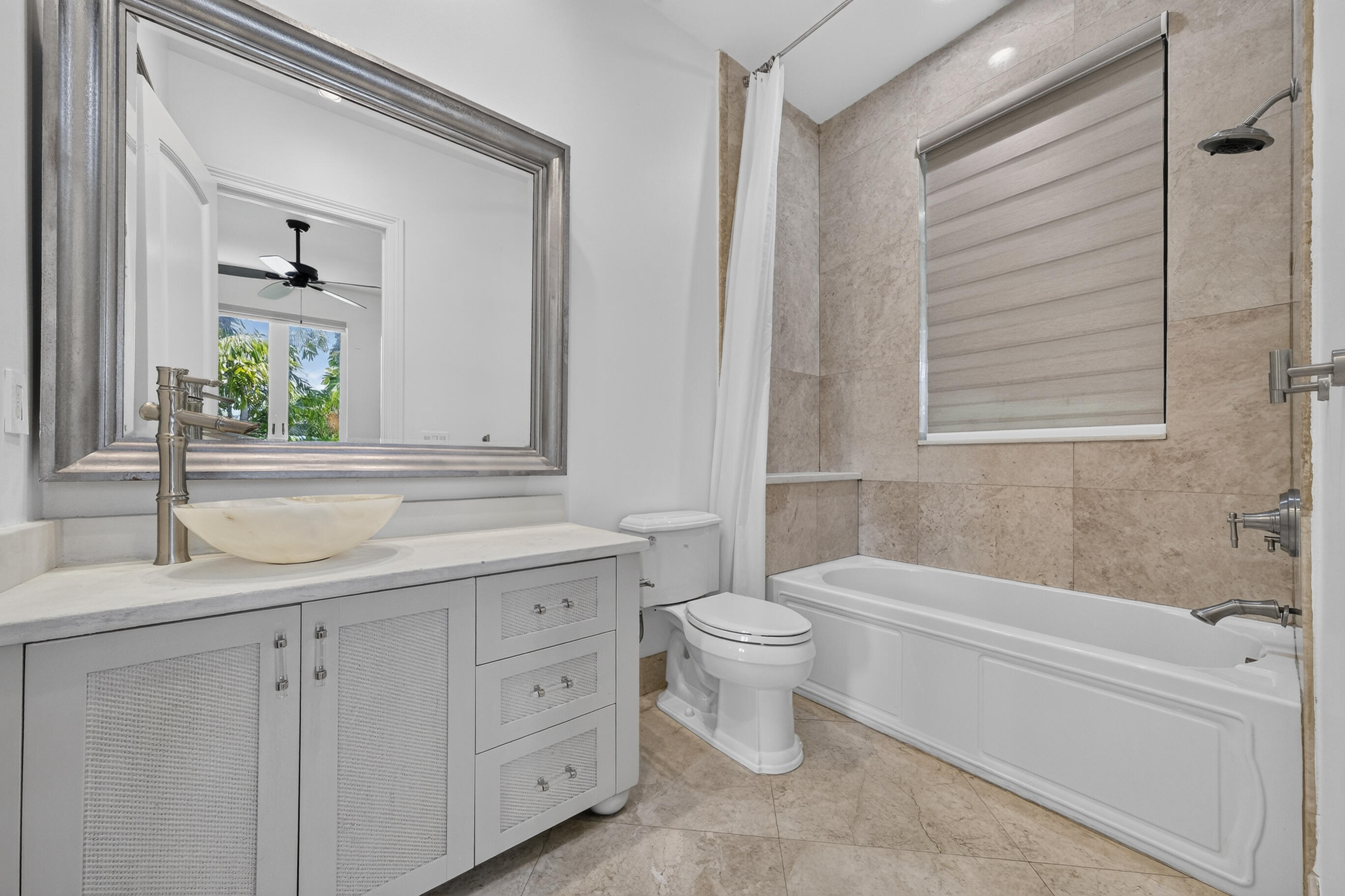 2719 NE 19th Fort Lauderdale, FL 33305