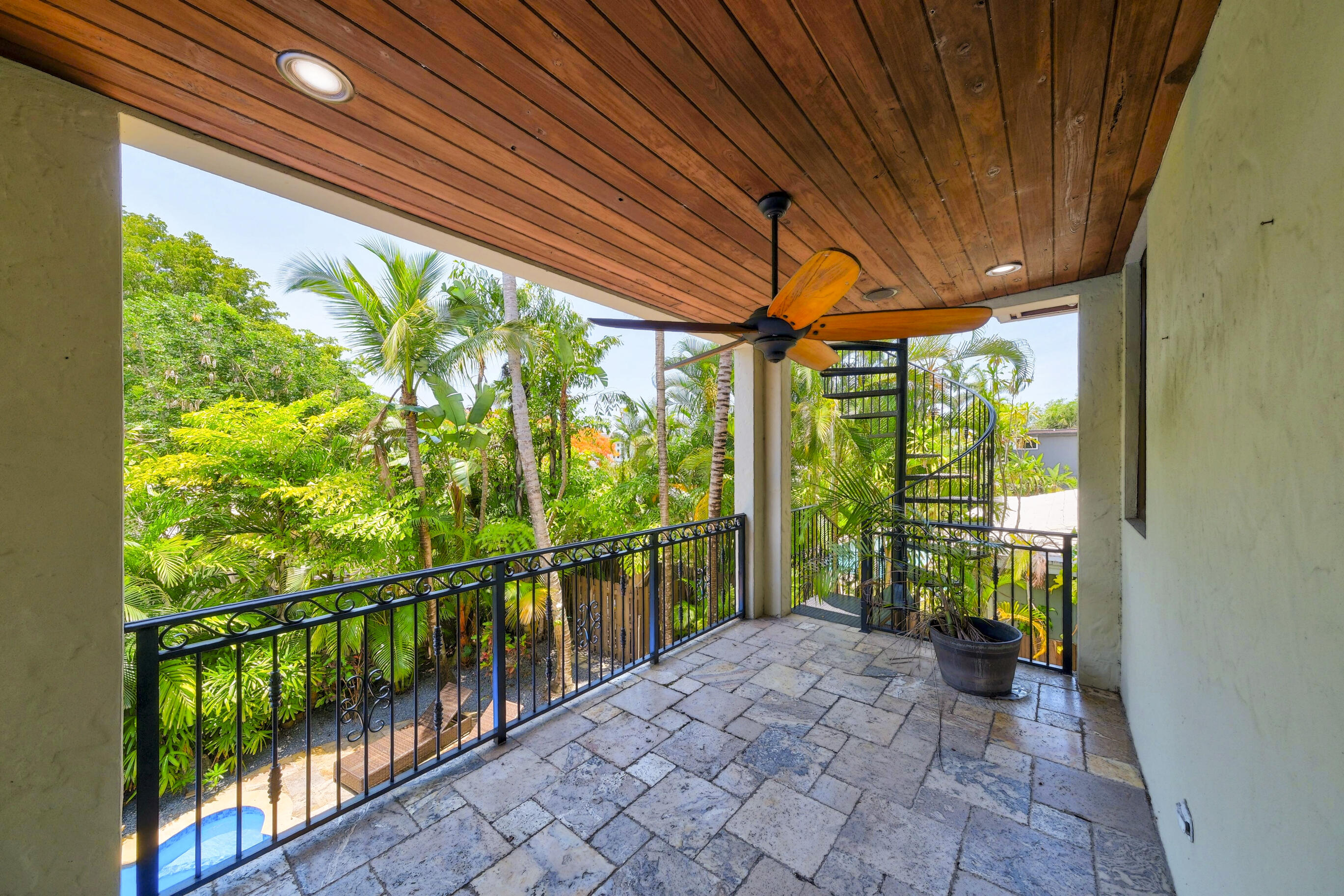 2719 NE 19th Fort Lauderdale, FL 33305