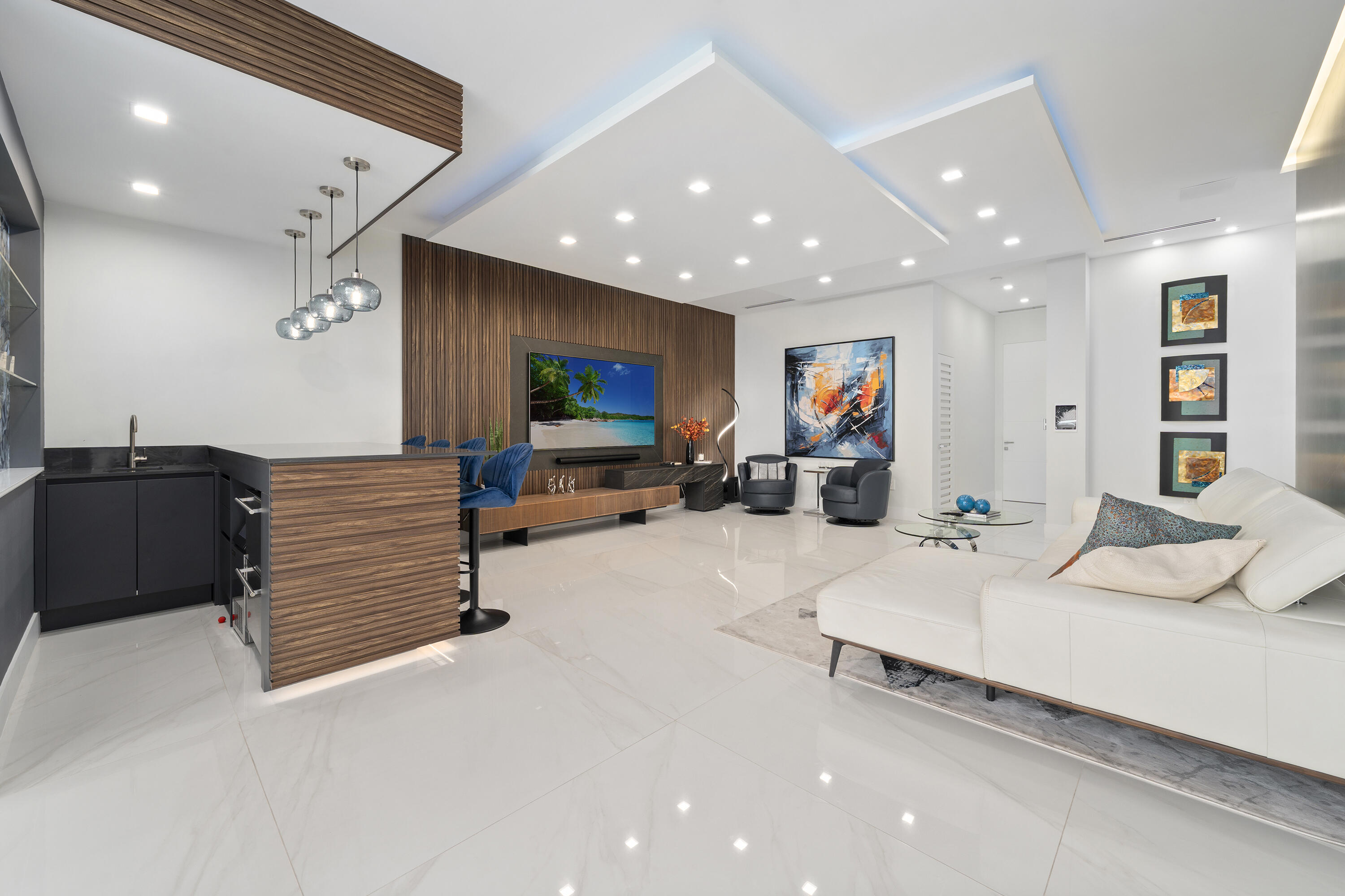 2631 NE 48th Lighthouse Point, FL 33064