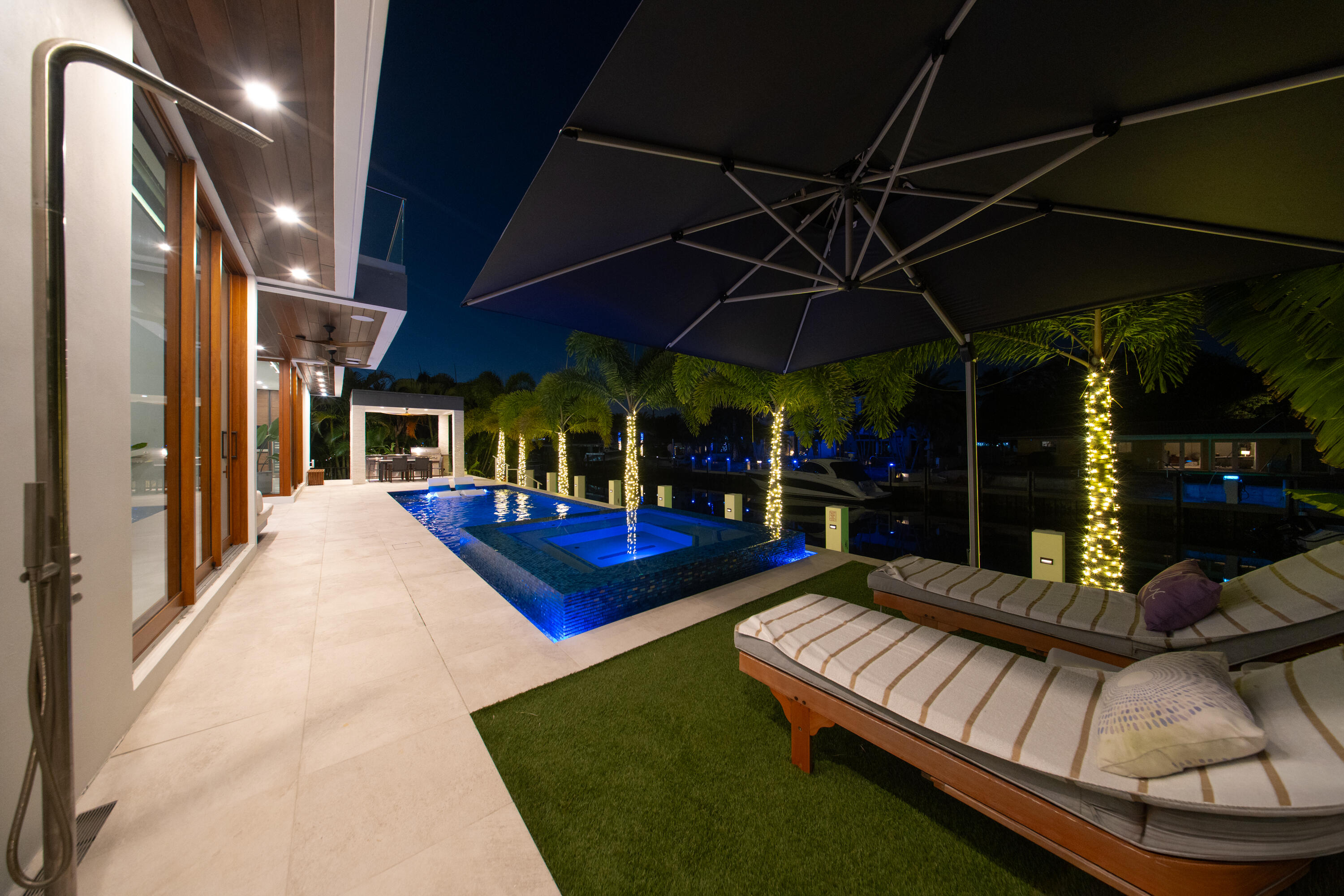 2631 NE 48th Lighthouse Point, FL 33064
