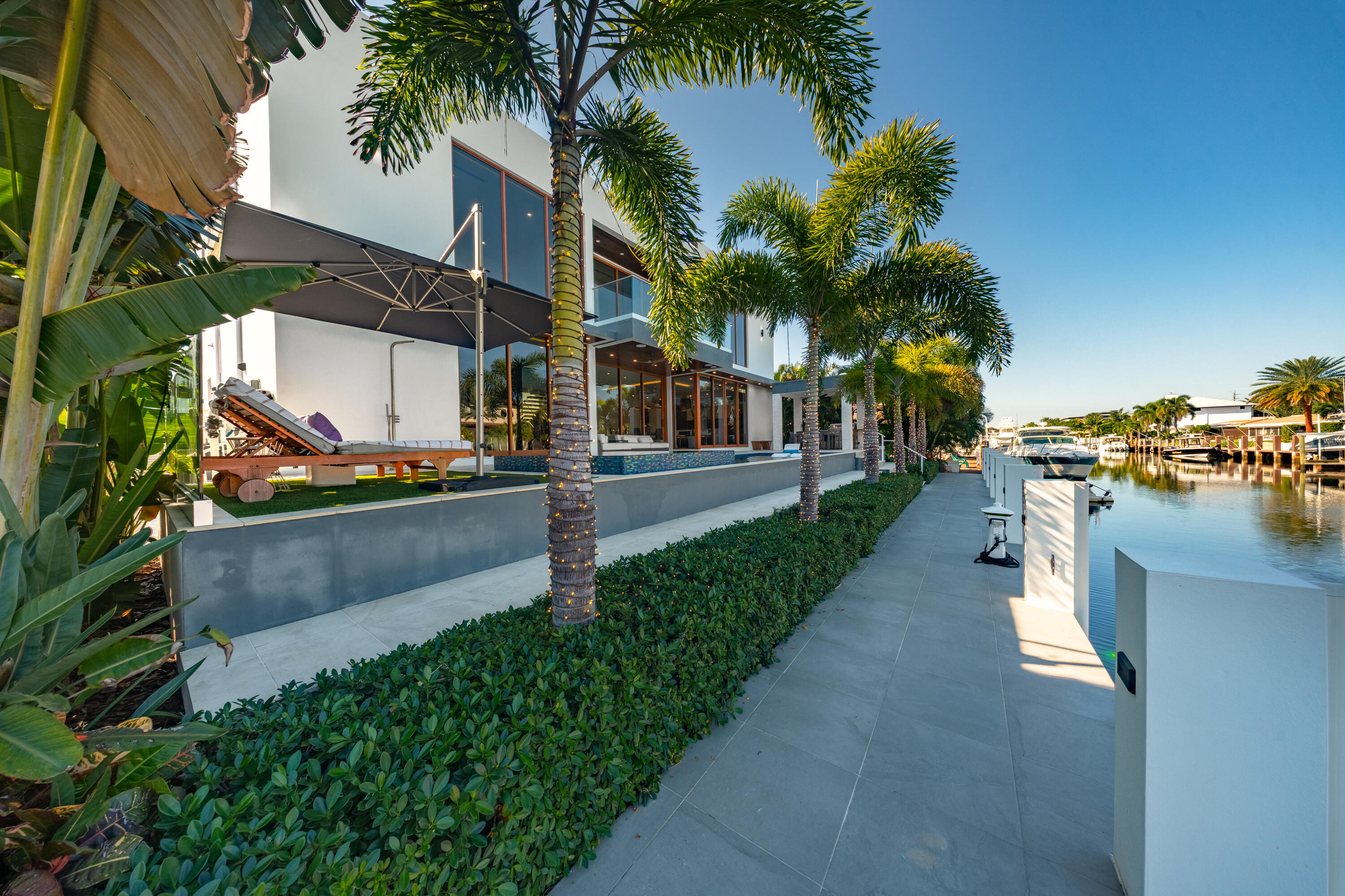 2631 NE 48th Lighthouse Point, FL 33064