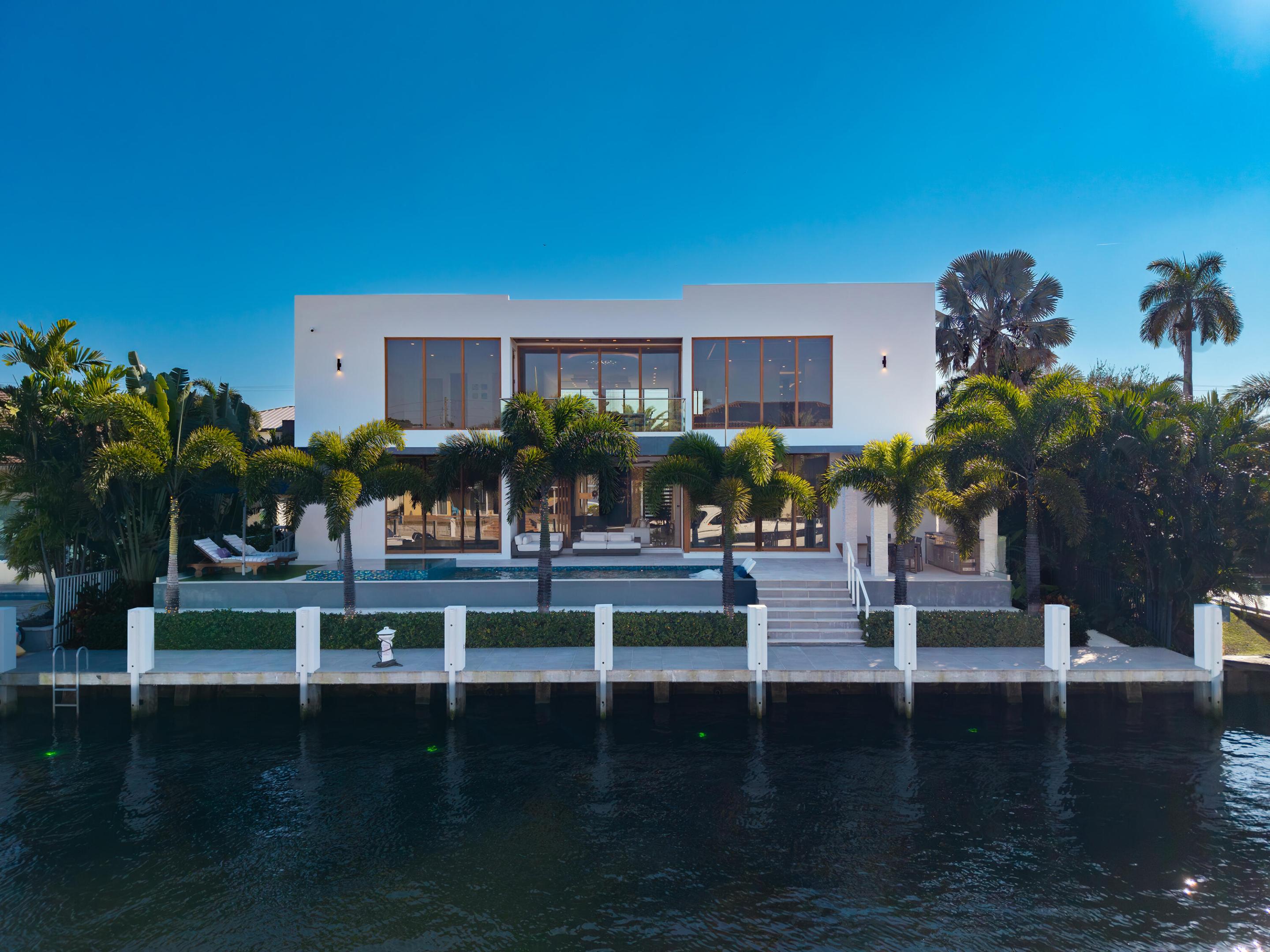 2631 NE 48th Lighthouse Point, FL 33064