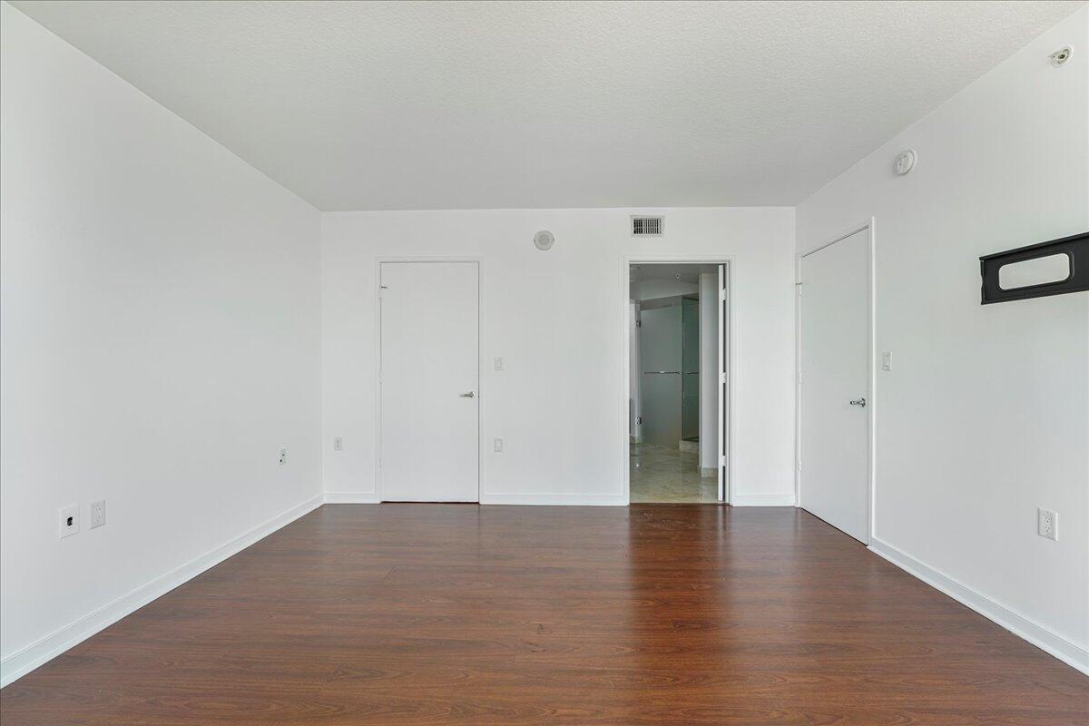 image St Tropez Sunny Isles18