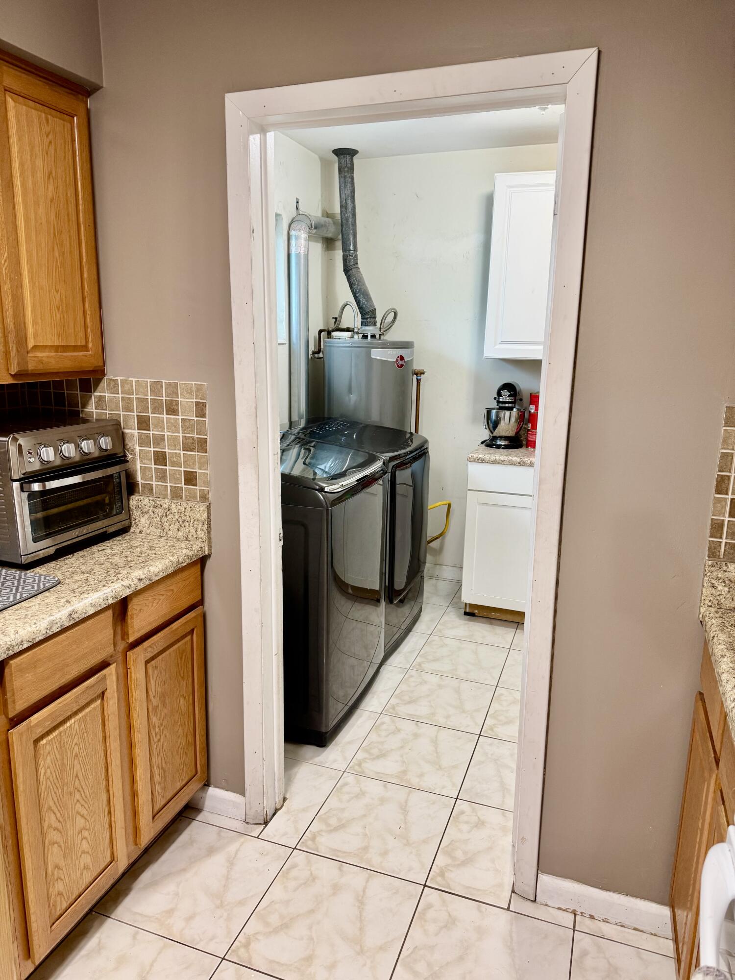 4300 Grant St Hollywood, FL 33021