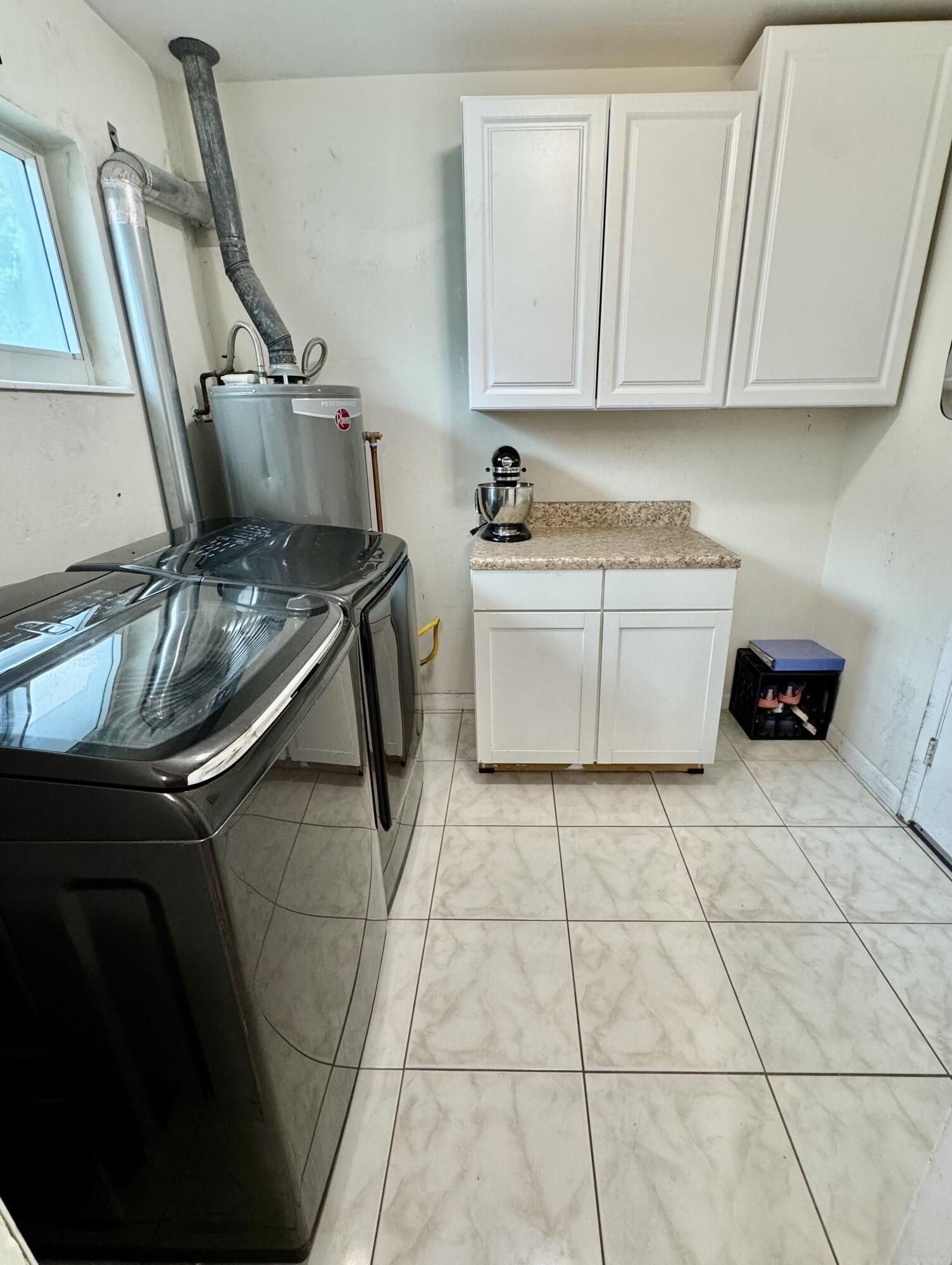 4300 Grant St Hollywood, FL 33021