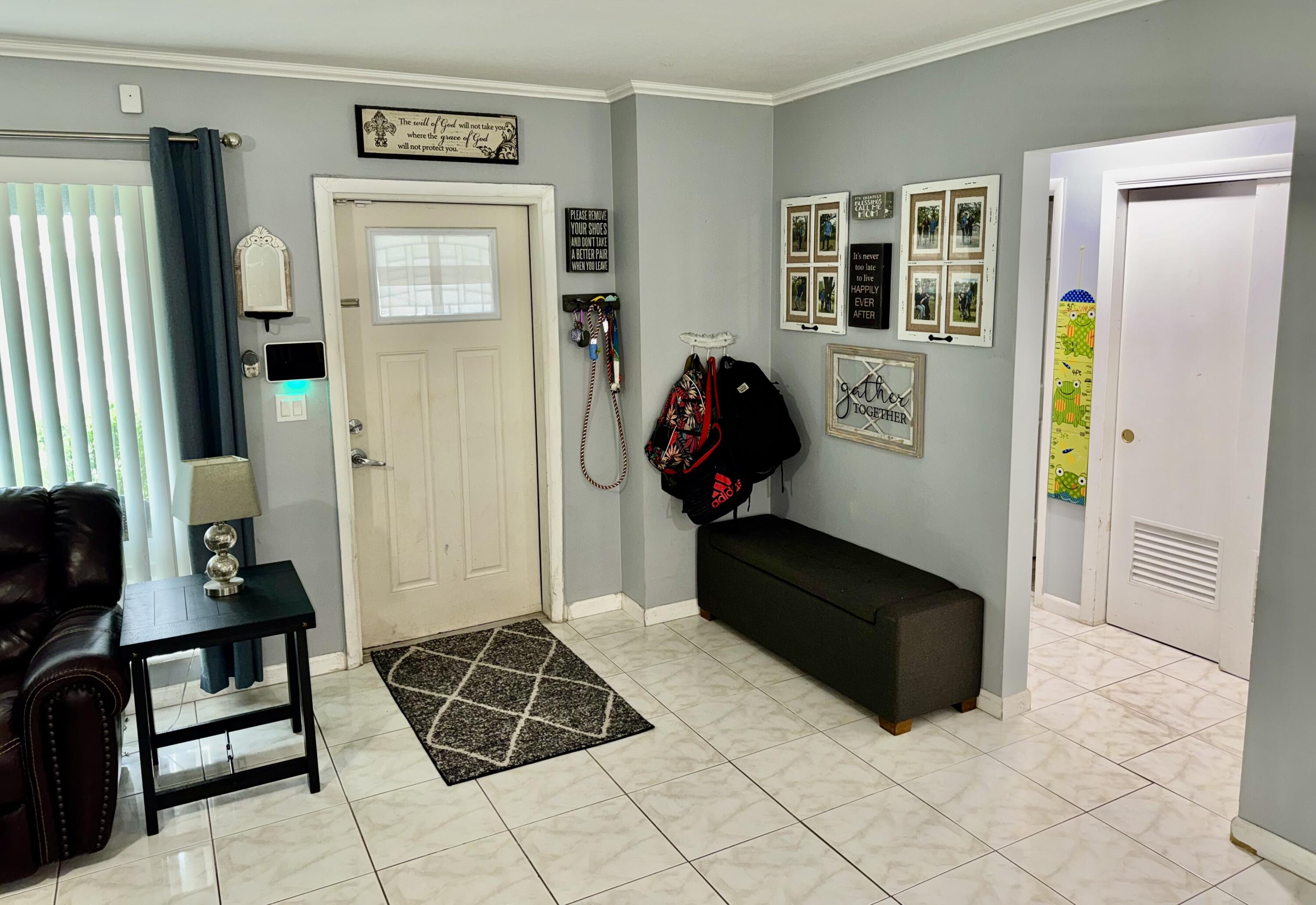 4300 Grant St Hollywood, FL 33021