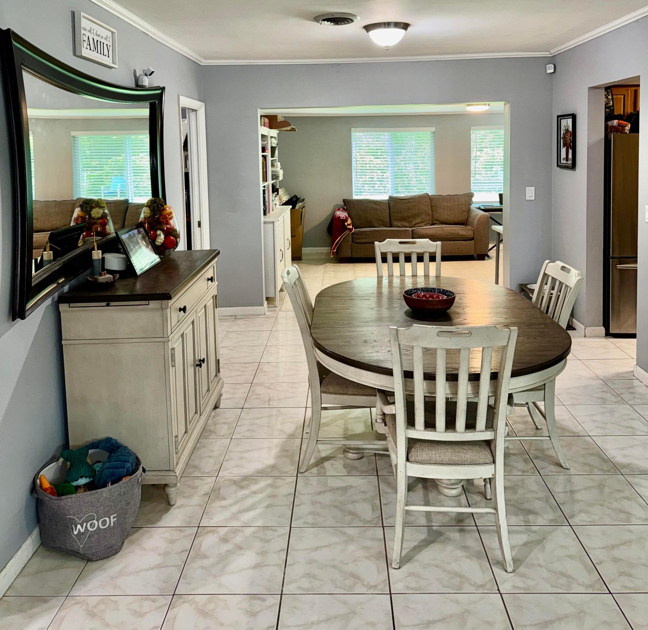 4300 Grant St Hollywood, FL 33021