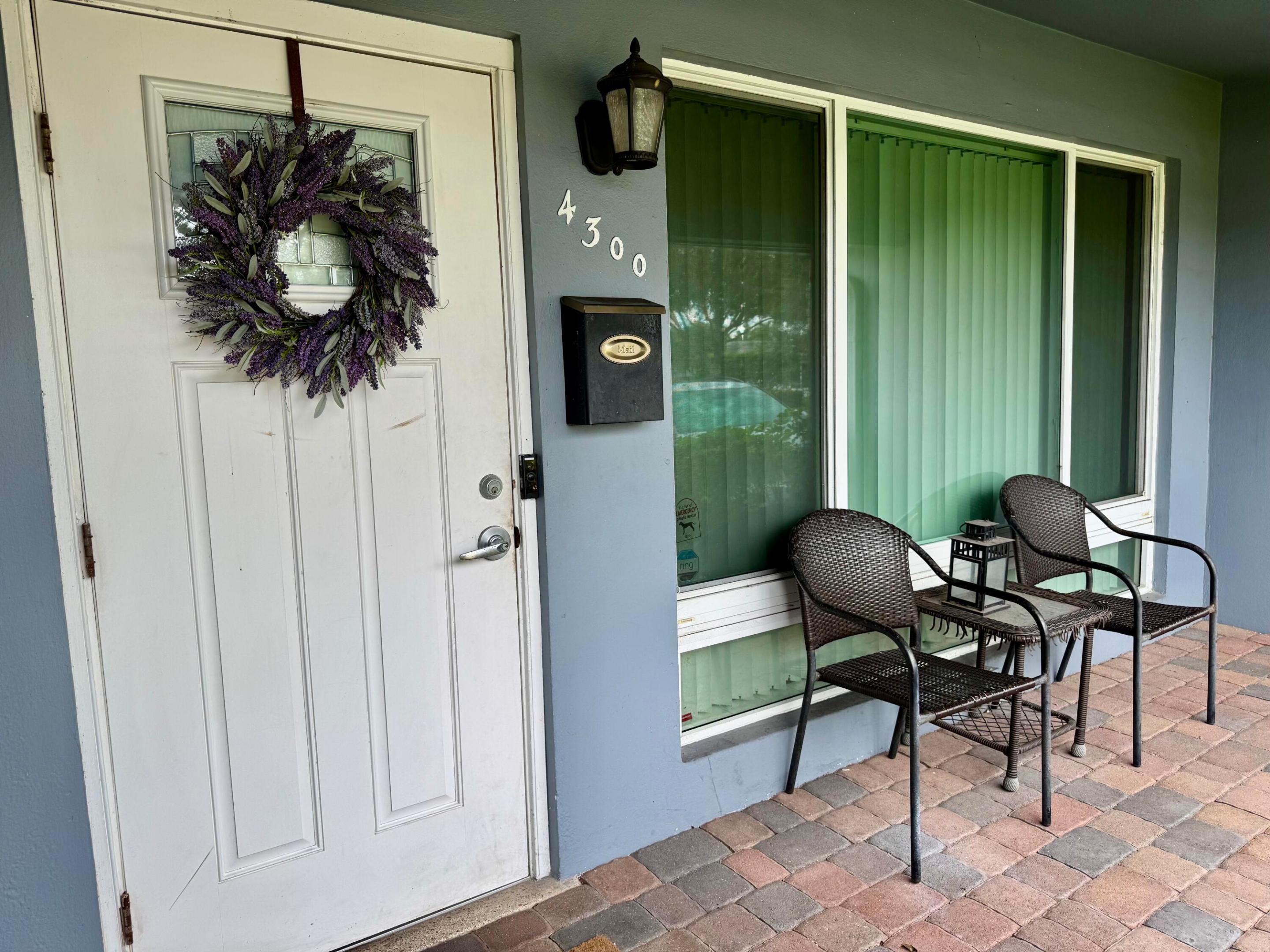 4300 Grant St Hollywood, FL 33021
