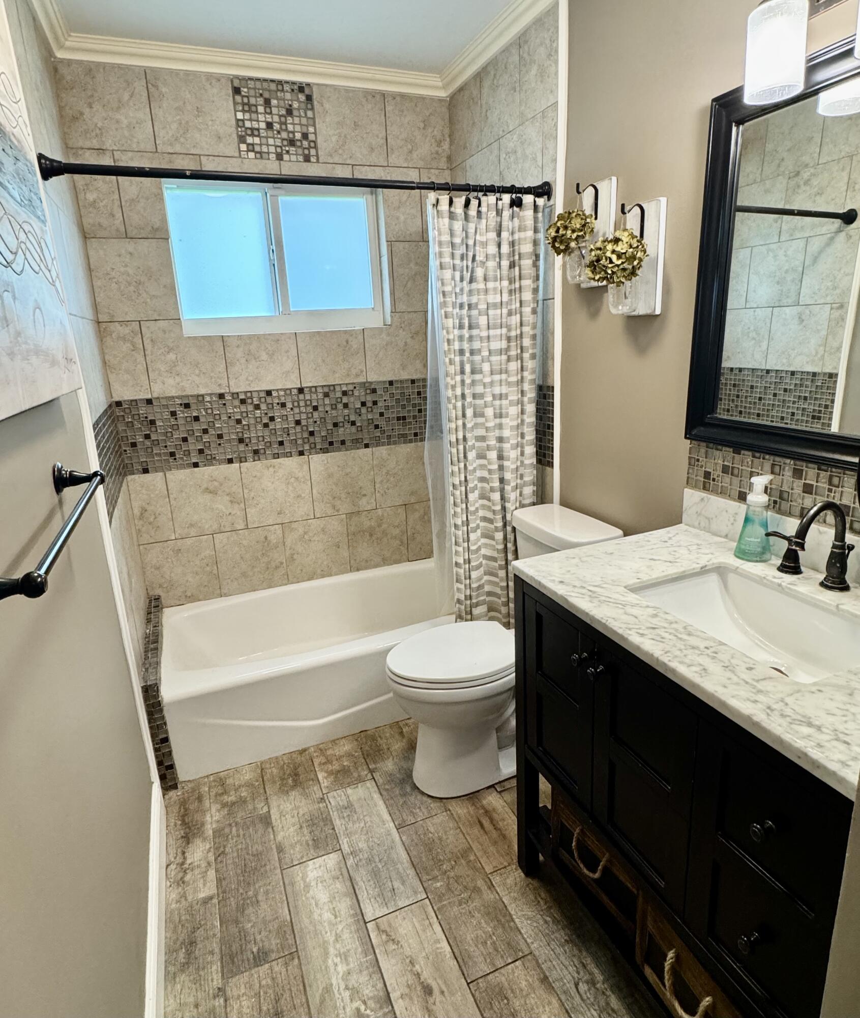 4300 Grant St Hollywood, FL 33021