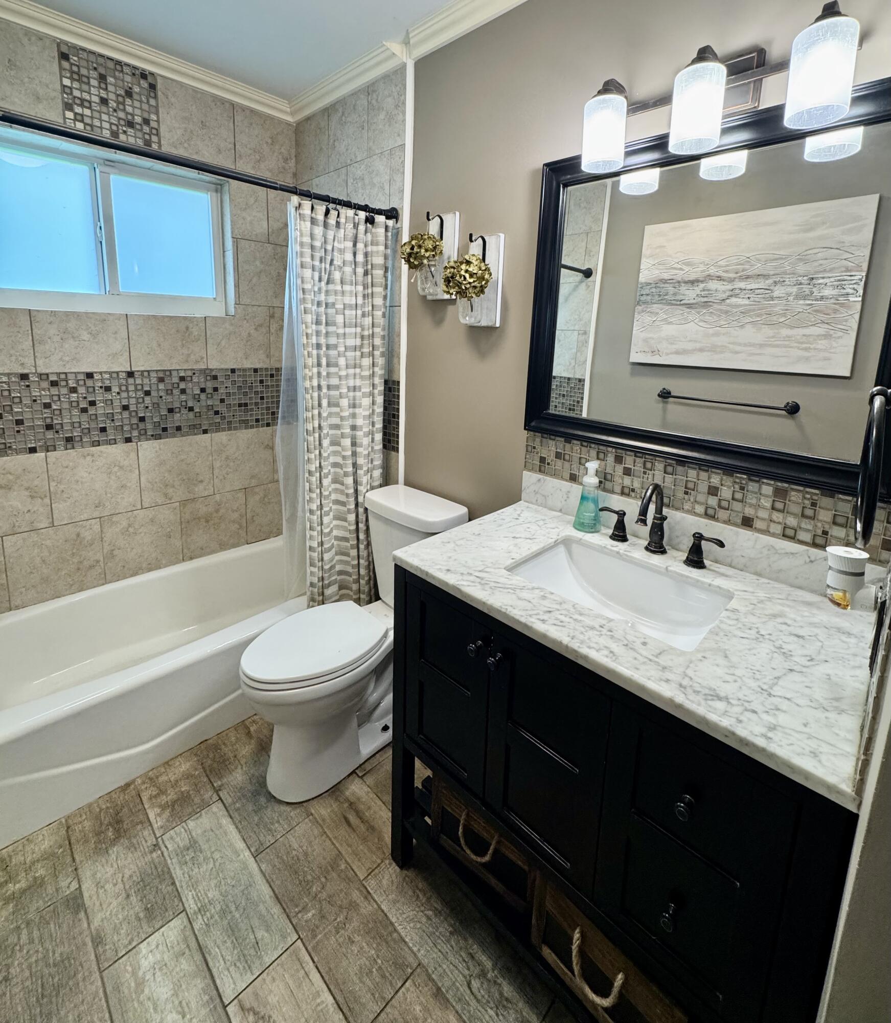 4300 Grant St Hollywood, FL 33021