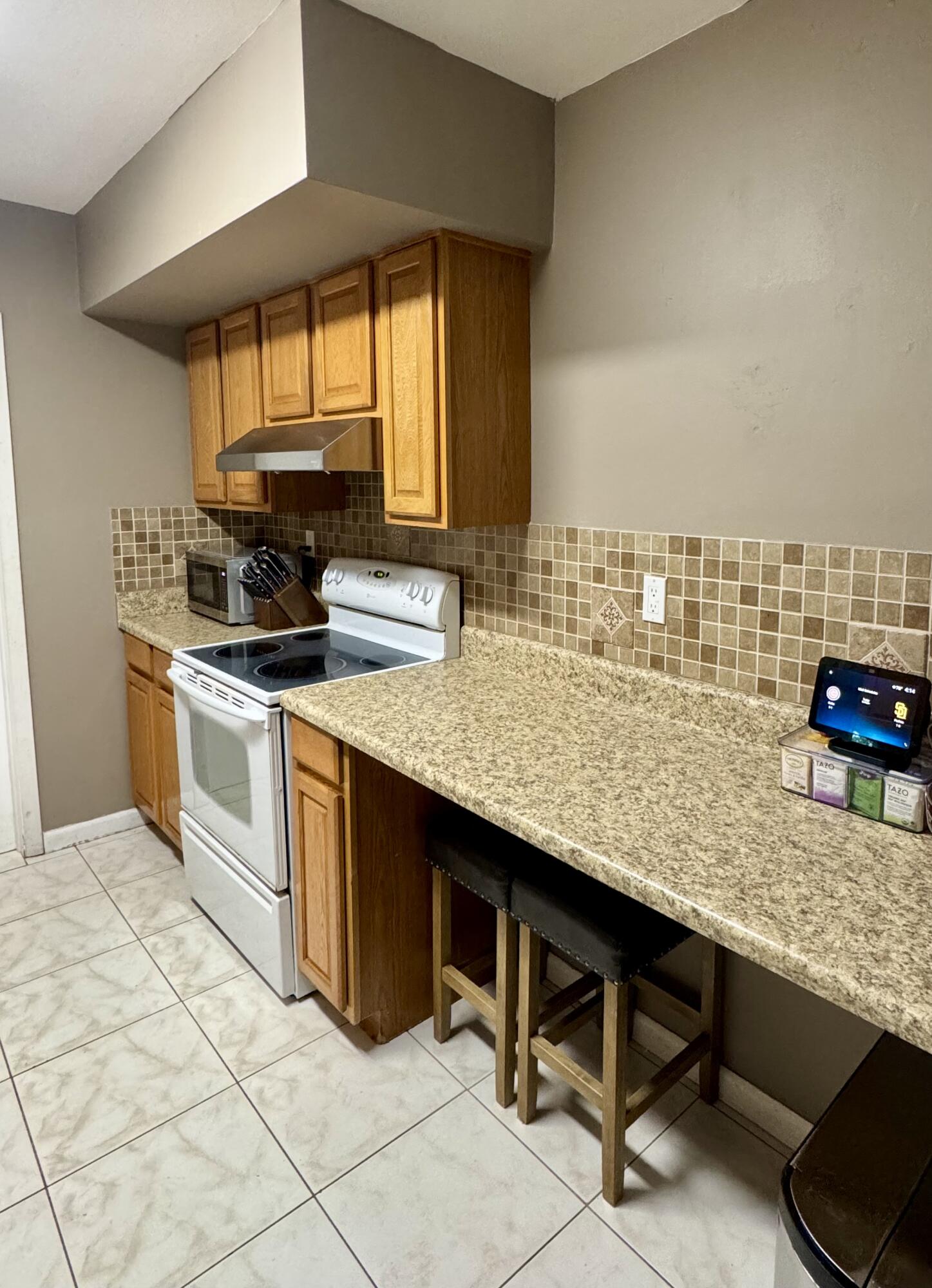 4300 Grant St Hollywood, FL 33021