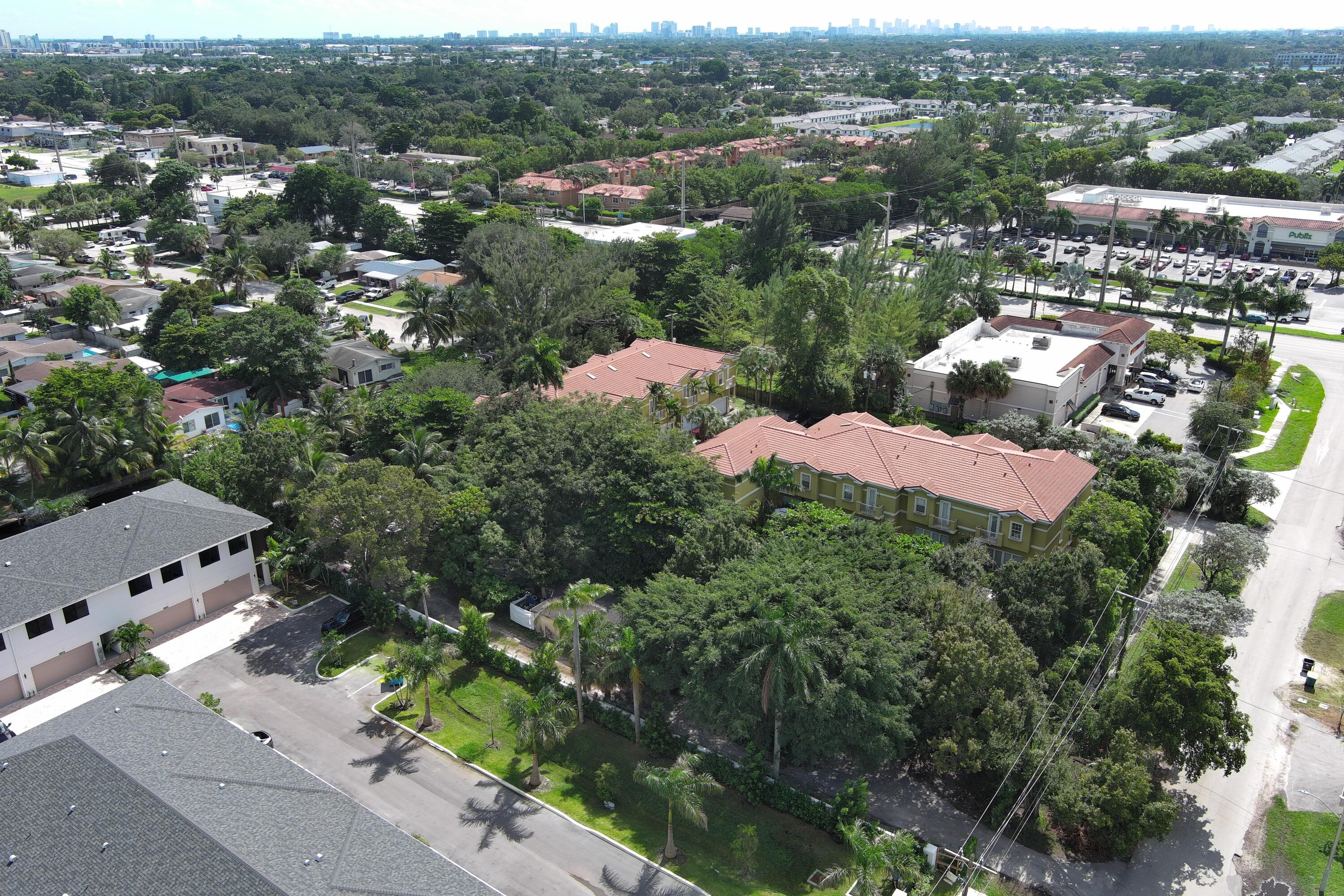 4696 SW 32nd Ave Dania Beach, FL 33312