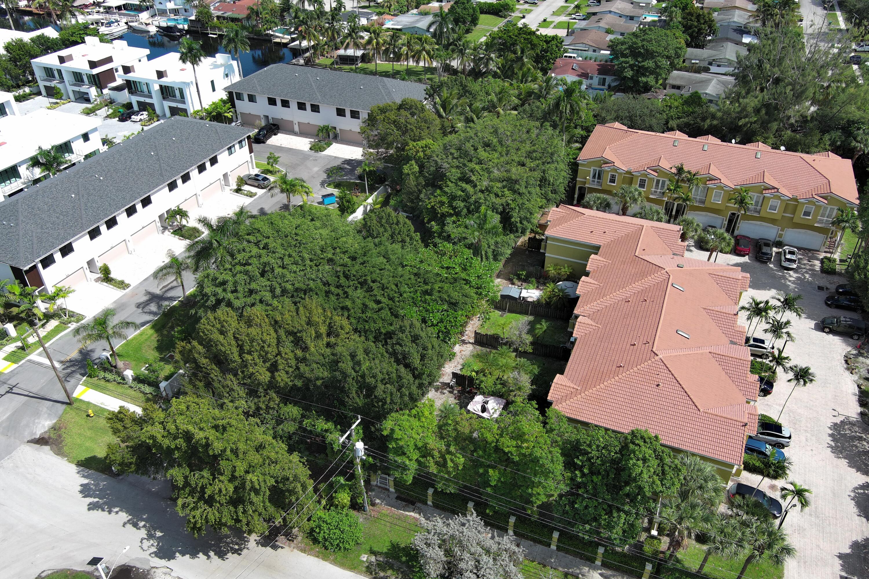 4696 SW 32nd Ave Dania Beach, FL 33312