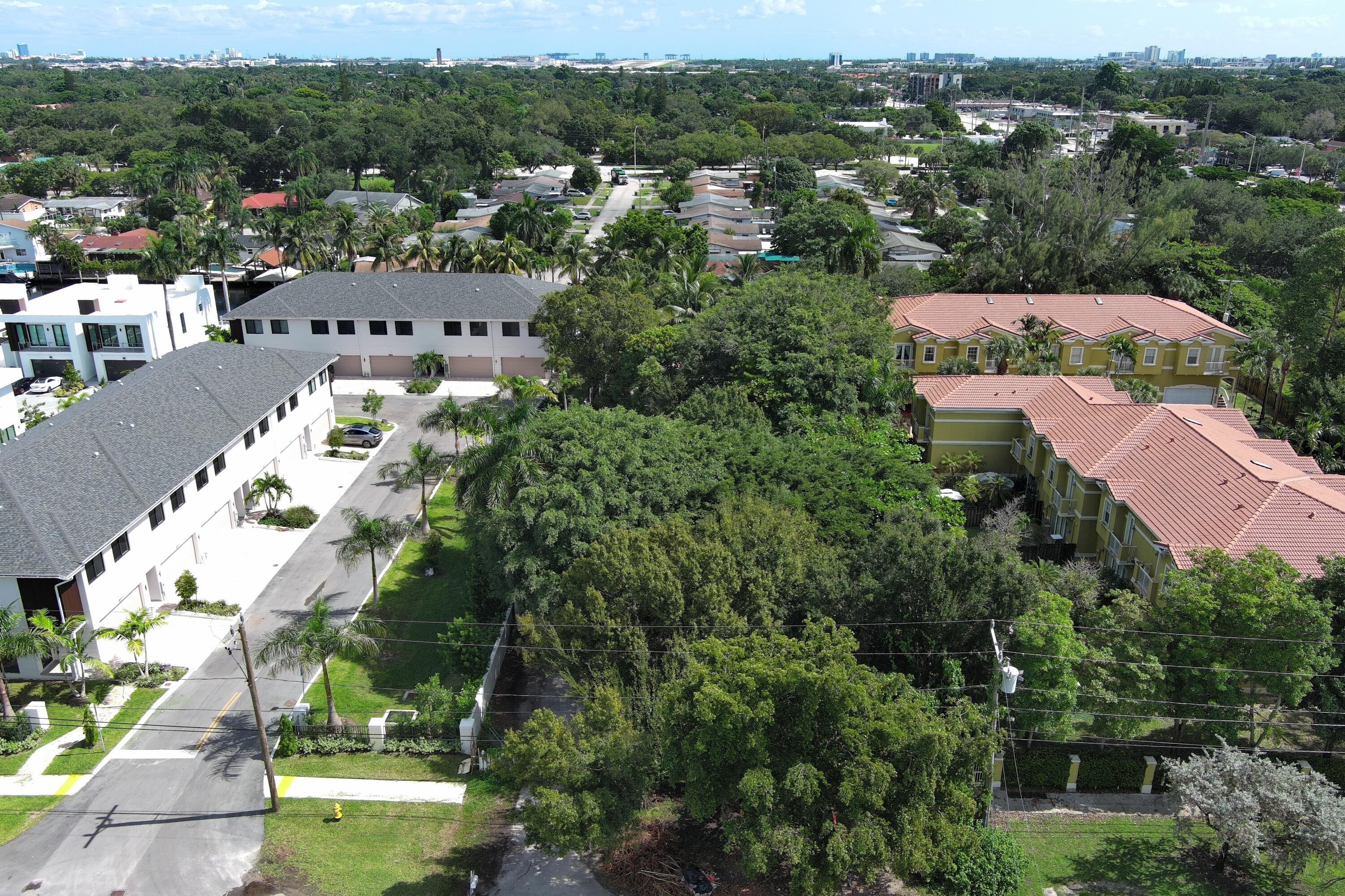4696 SW 32nd Ave Dania Beach, FL 33312
