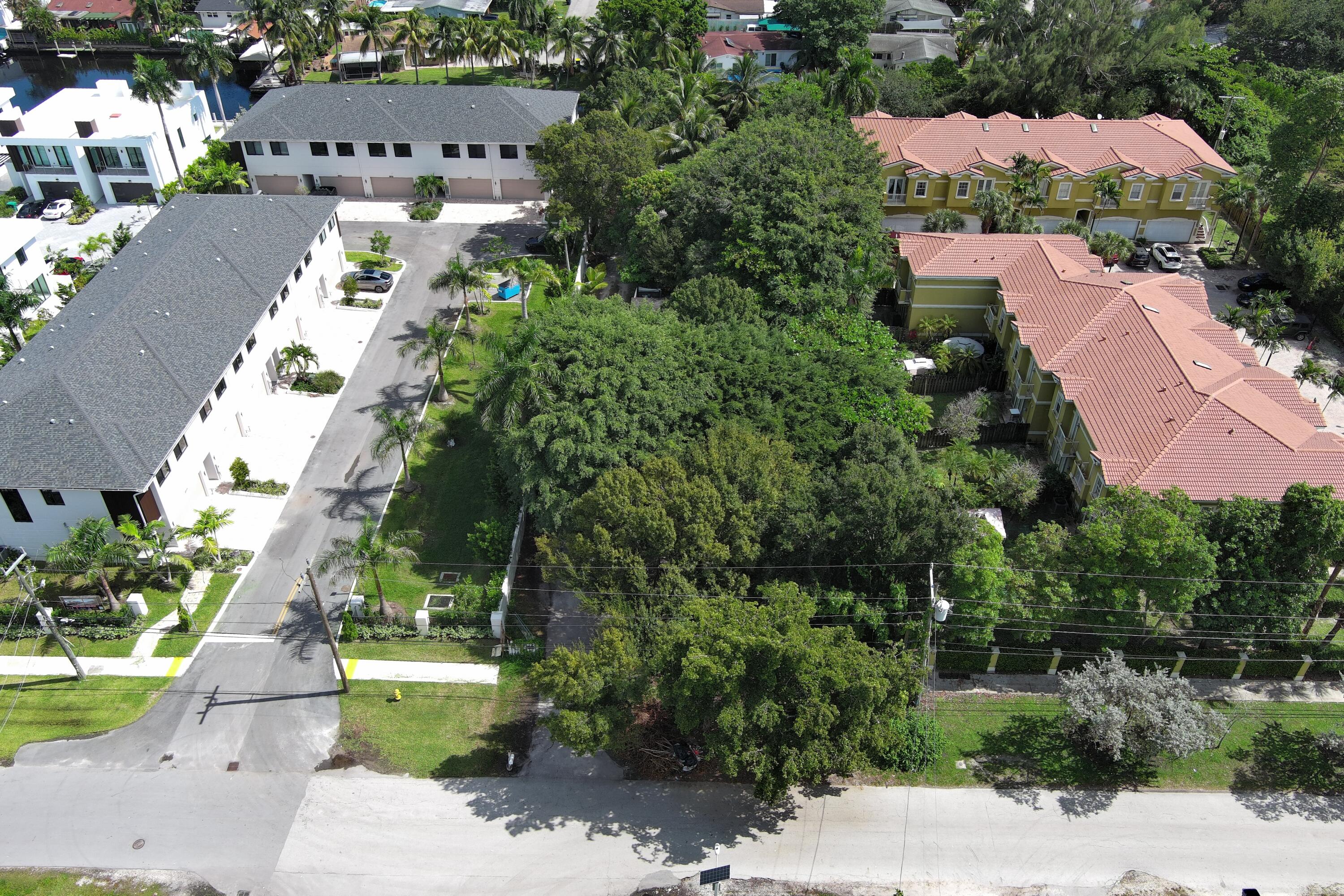 4696 SW 32nd Ave Dania Beach, FL 33312