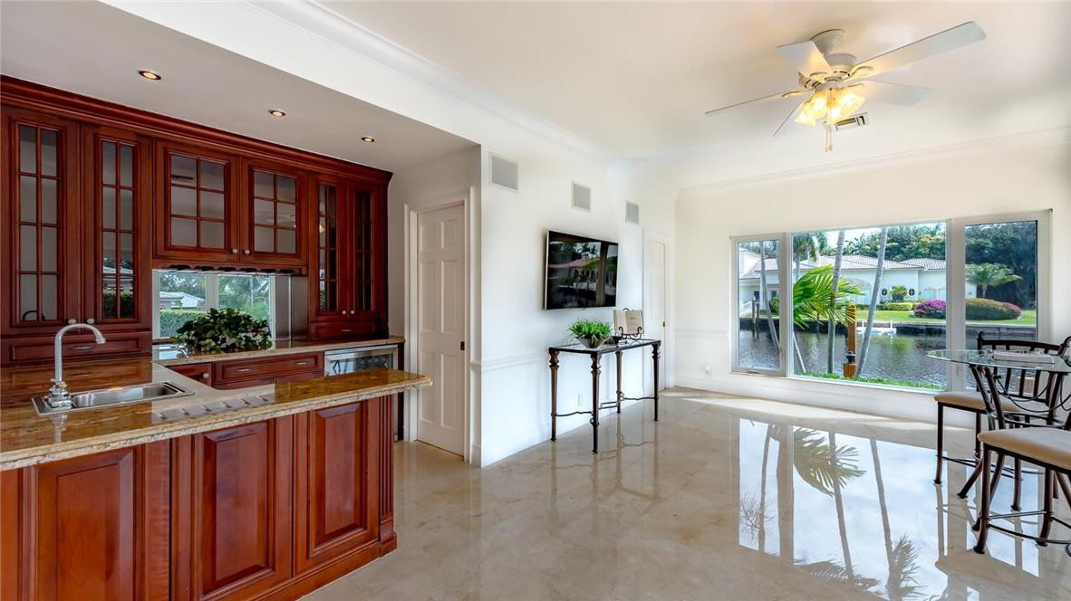 2 Compass Fort Lauderdale, FL 33308