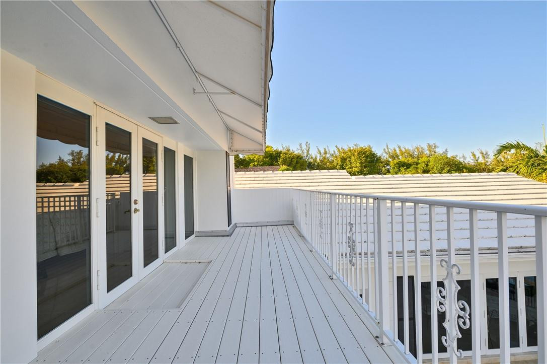 2 Compass Fort Lauderdale, FL 33308