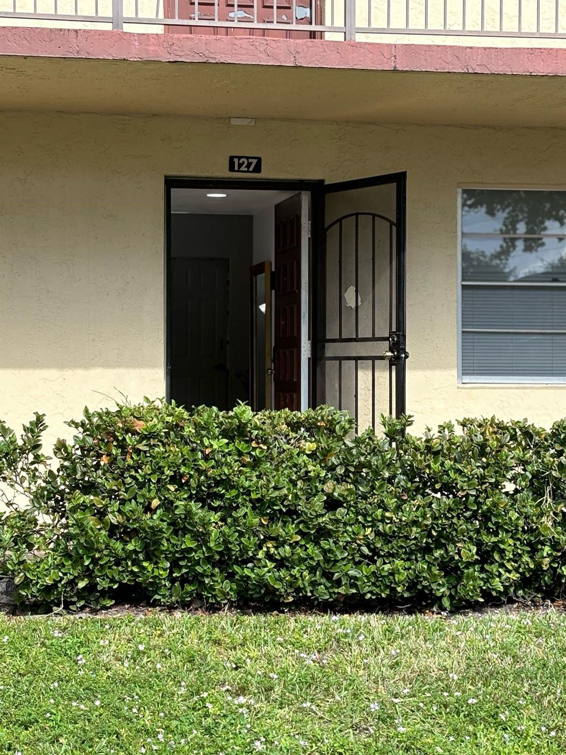 3141 NW 47th Ter #127