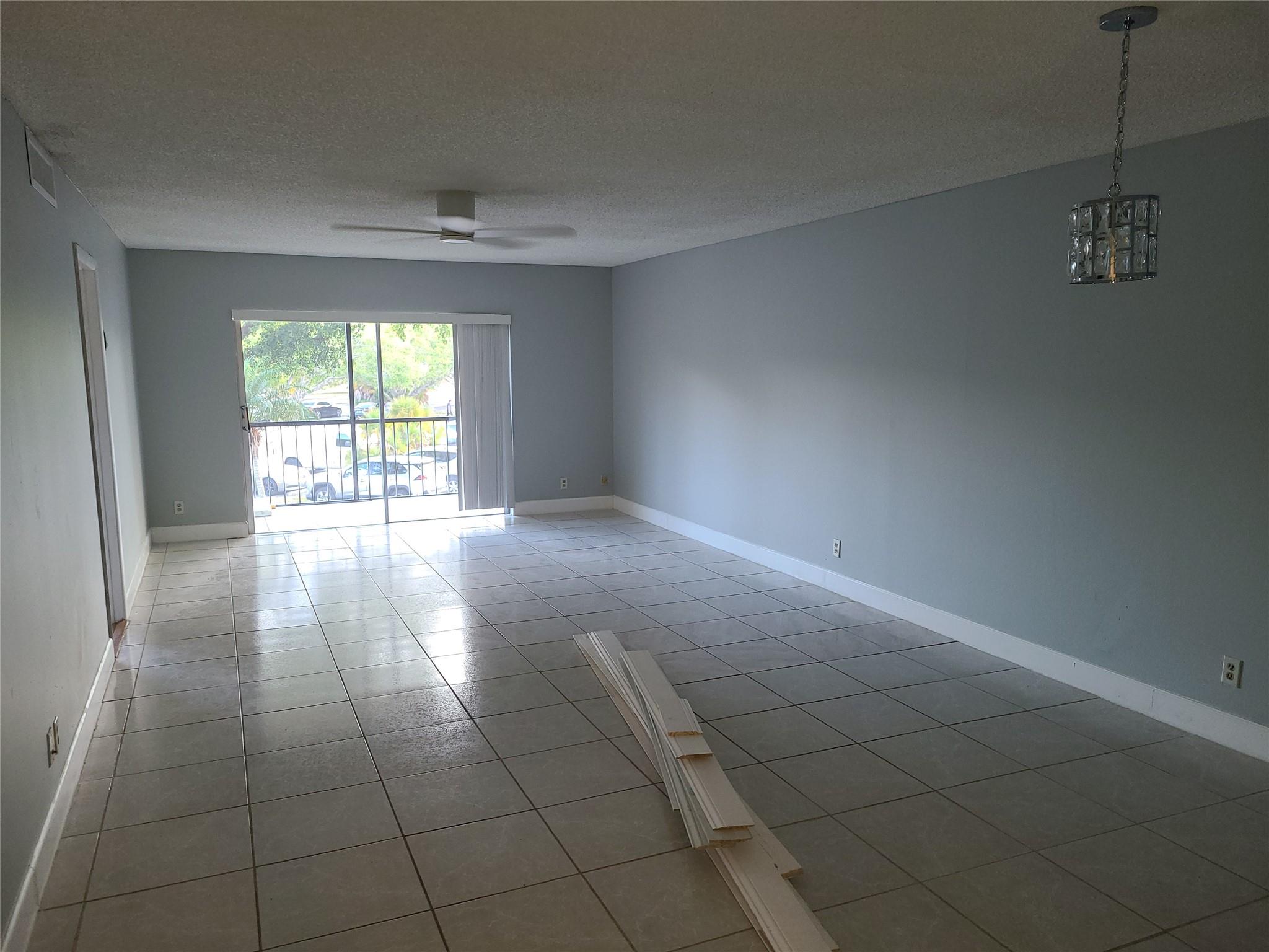 3300 Spanish Moss Ter #202,Lauderhill, FL 33319