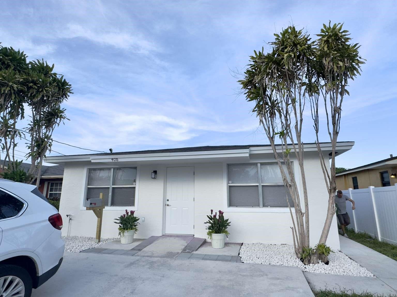 408 NW 5th Ter,Hallandale Beach, FL 33009