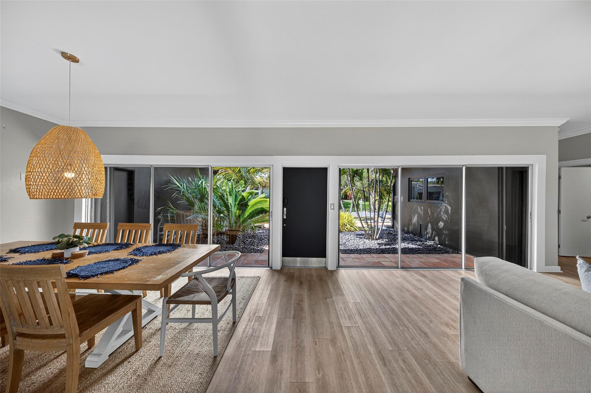 2112 Manatee Dr Fort Lauderdale, FL 33316