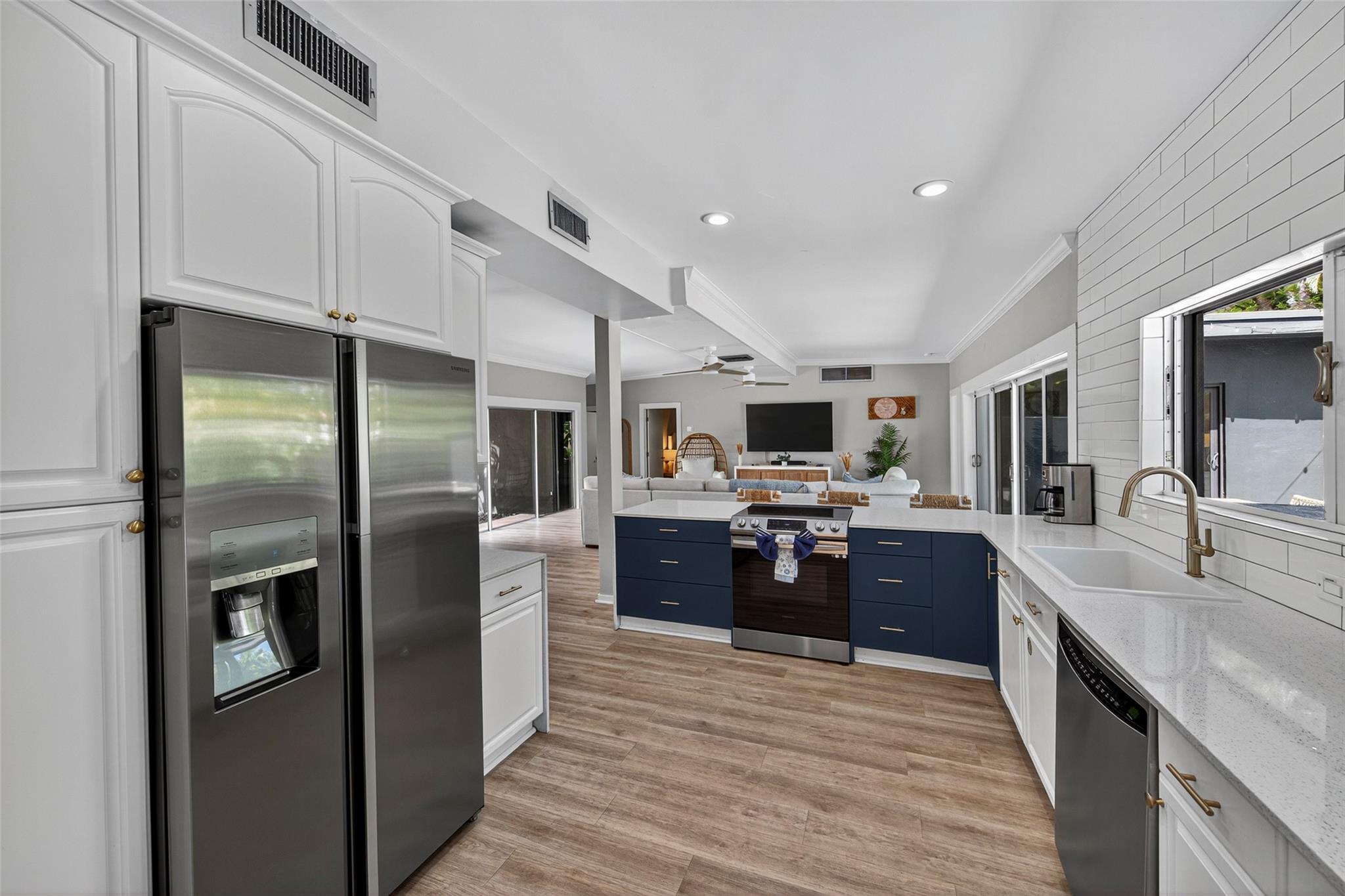 2112 Manatee Dr Fort Lauderdale, FL 33316