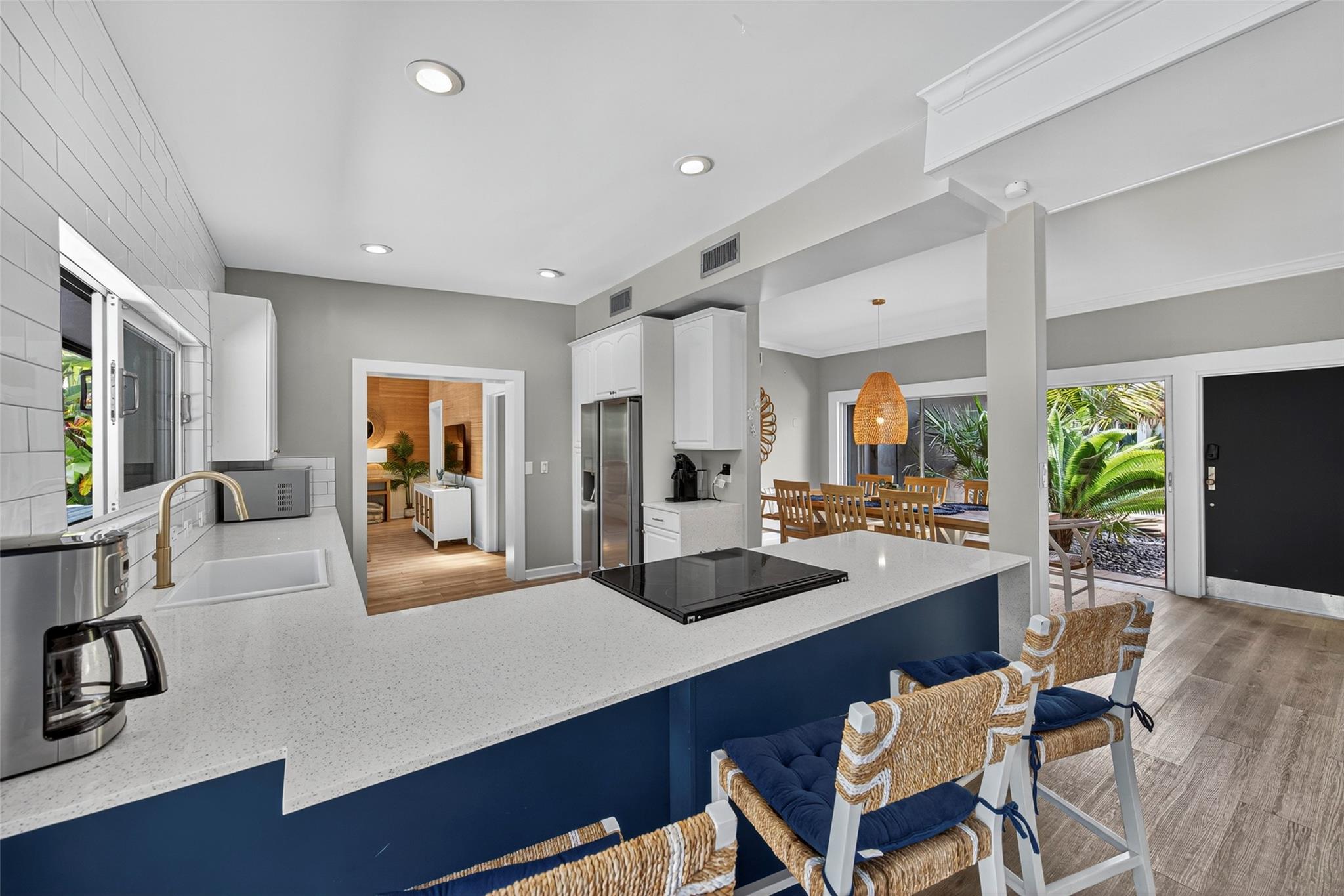 2112 Manatee Dr Fort Lauderdale, FL 33316