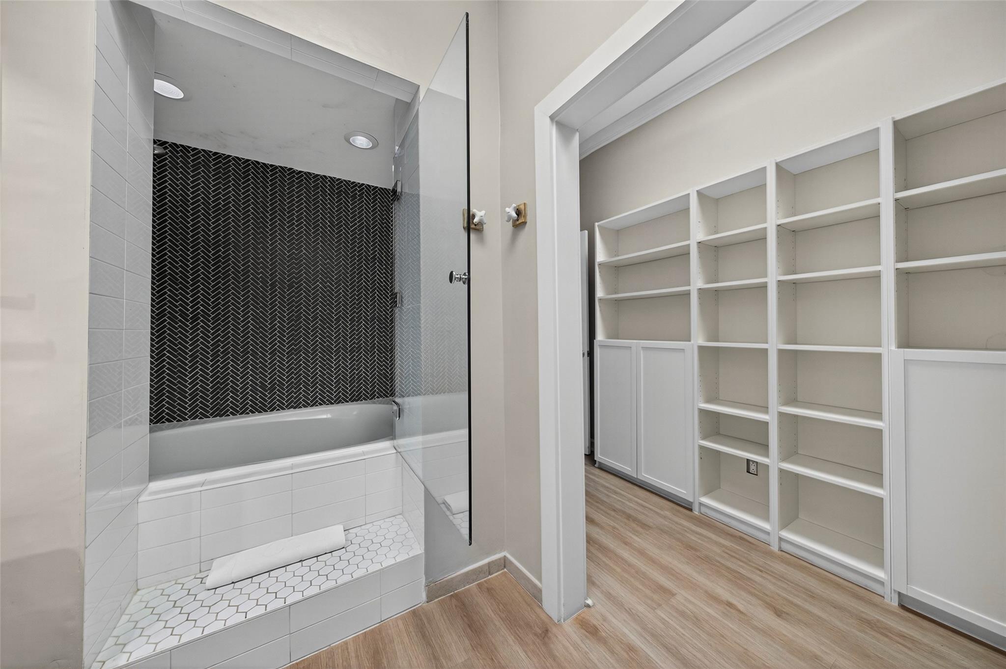 2112 Manatee Dr Fort Lauderdale, FL 33316