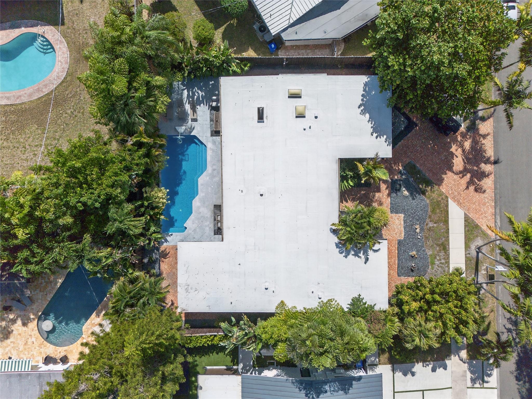 2112 Manatee Dr Fort Lauderdale, FL 33316