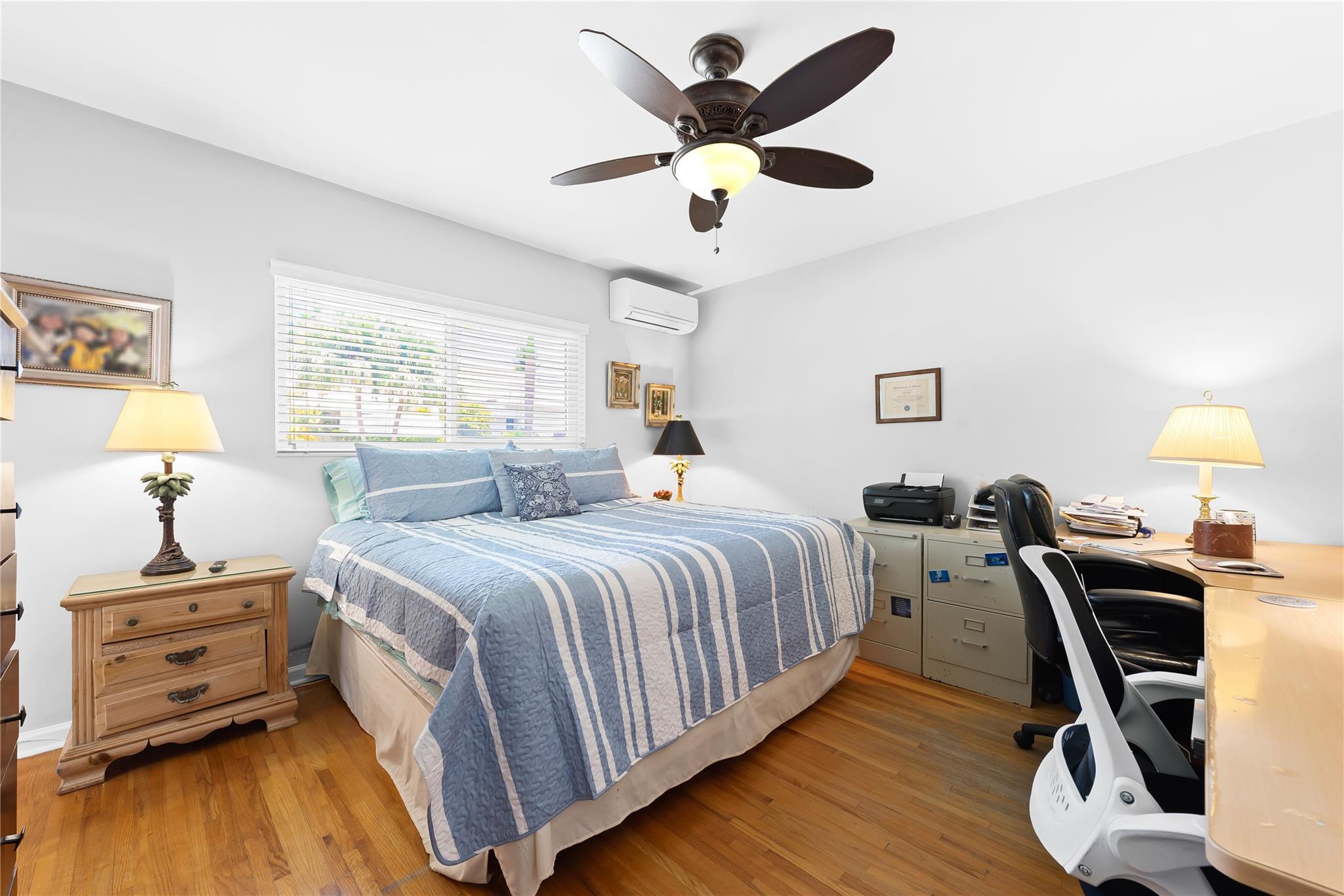 1100 N Northlake Dr Hollywood, FL 33019