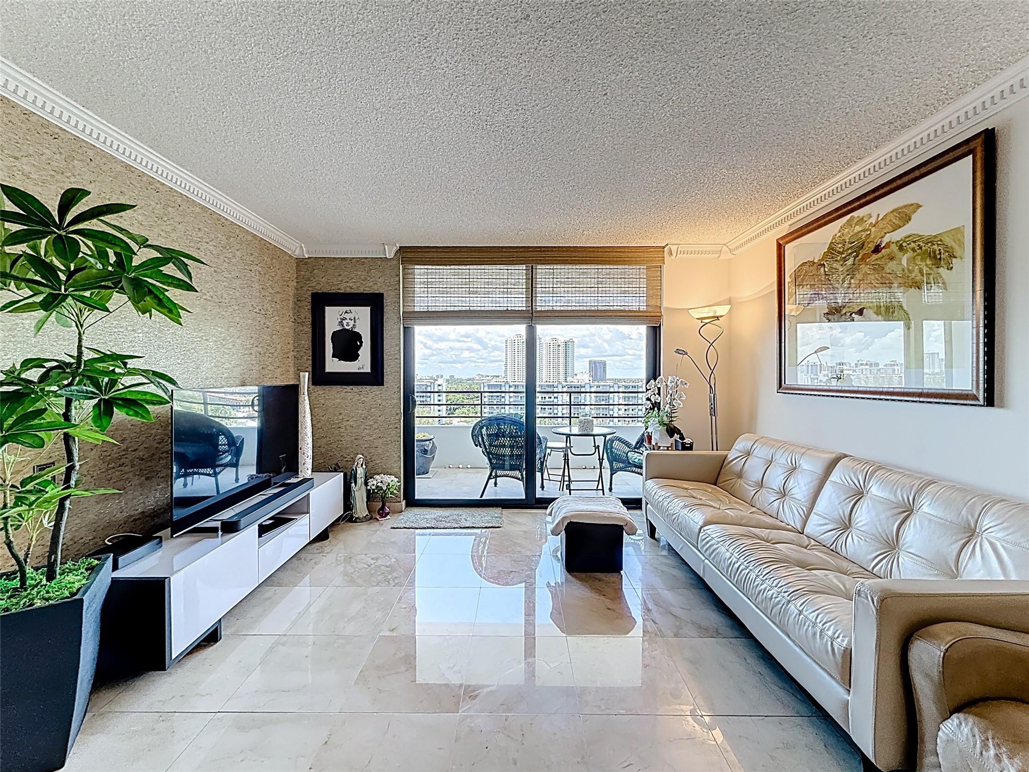 500 Three Iss Blvd #613