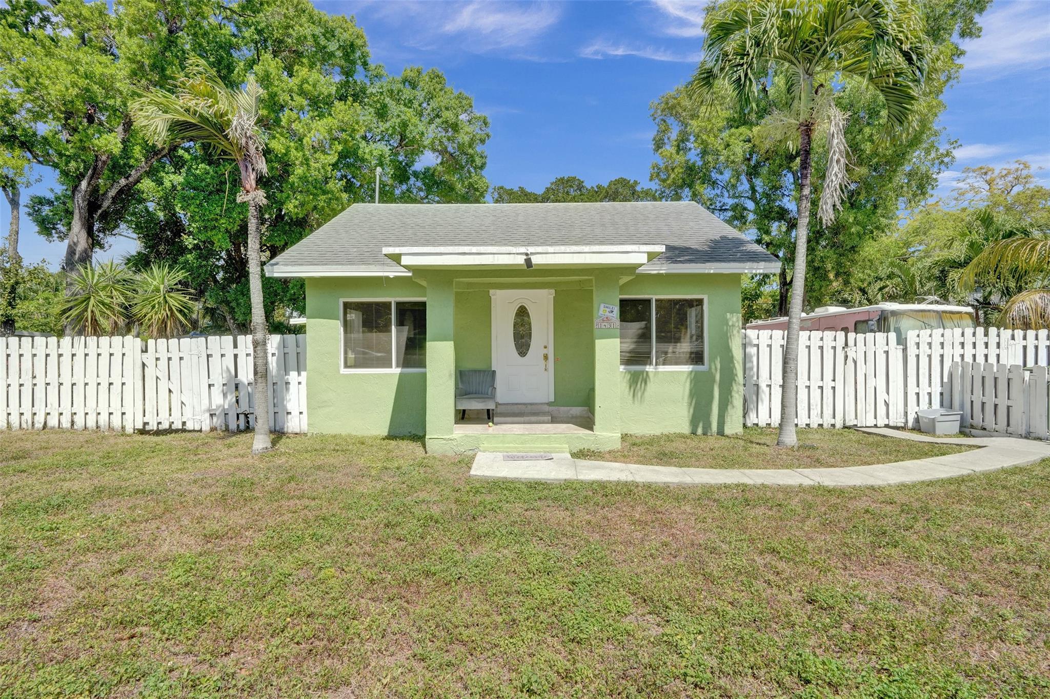 1431 SW 27th Ct