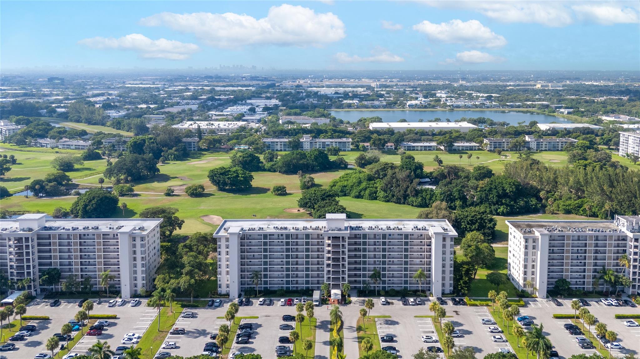 3100 N Palm Aire Dr #803