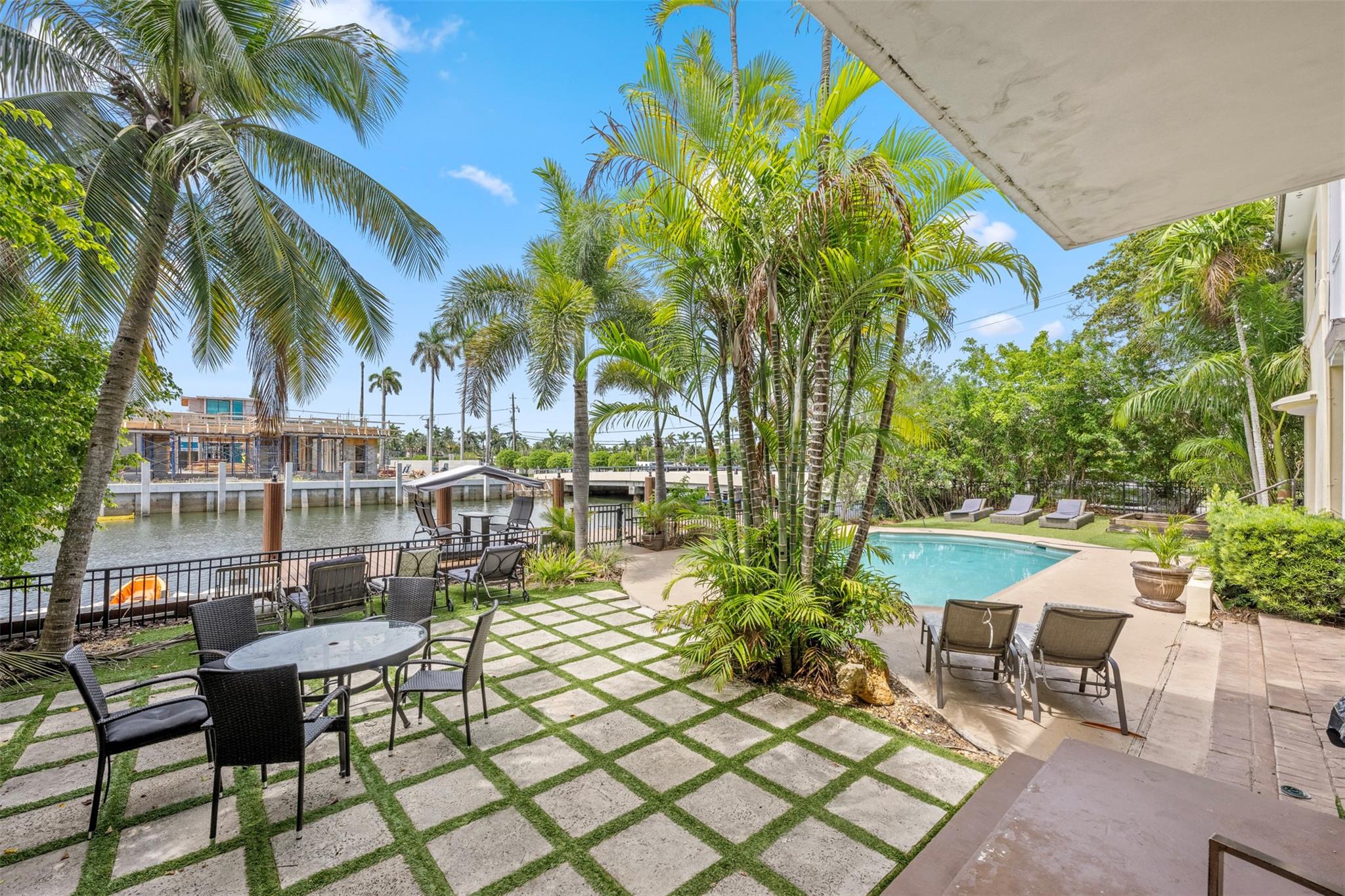 2300 Castilla Isle Fort Lauderdale, FL 33301 2300 Castilla Isle Fort Lauderdale, FL 33301