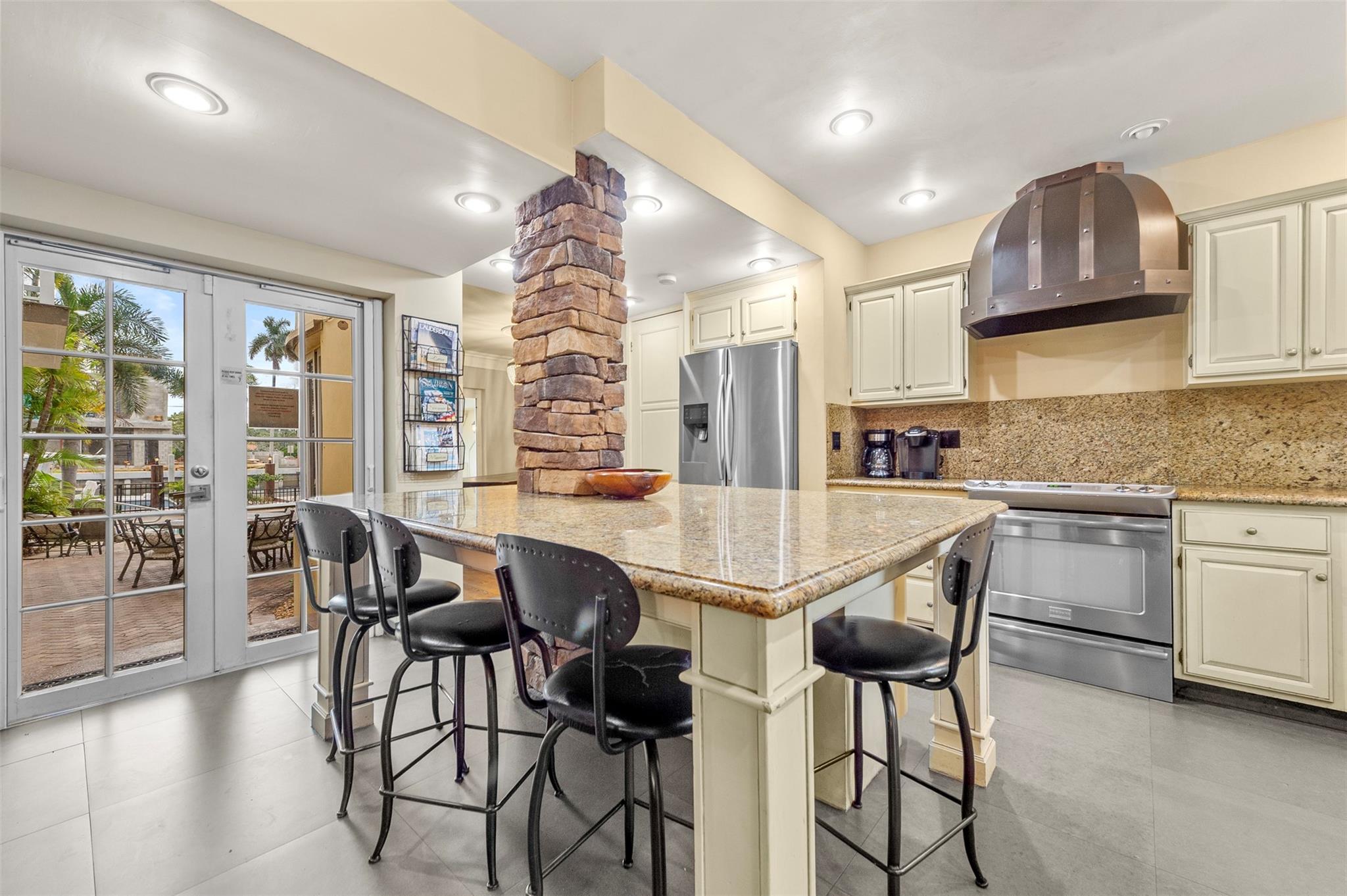 2300 Castilla Isle Fort Lauderdale, FL 33301 2300 Castilla Isle Fort Lauderdale, FL 33301