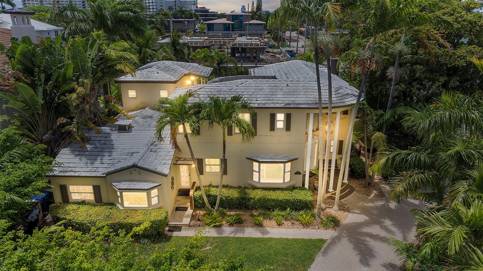 2300 Castilla Isle Fort Lauderdale, FL 33301 2300 Castilla Isle Fort Lauderdale, FL 33301