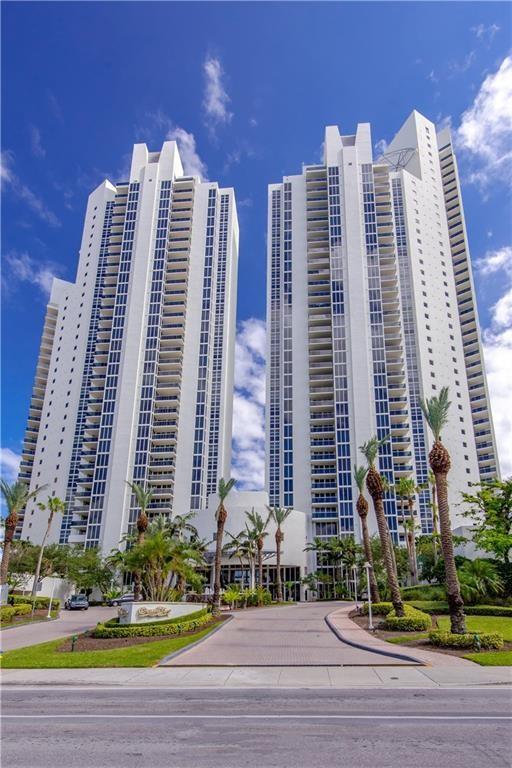 19111 Collins Ave #2807
